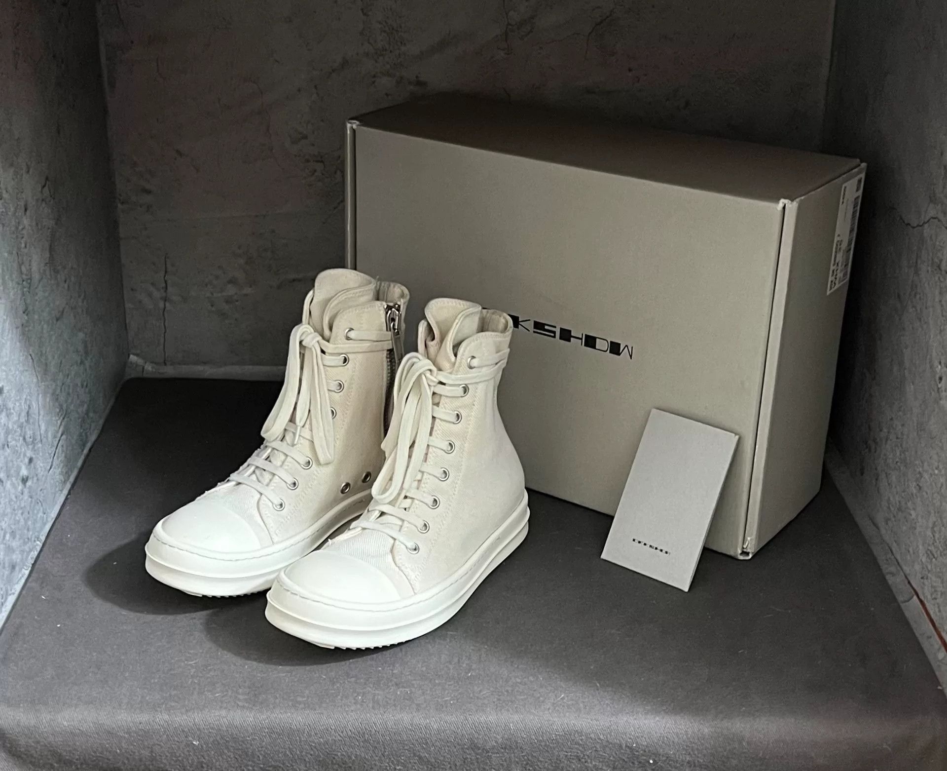 Rick Owens Unique High-Top Canvas Sneakers with Star Design Size US 5 / EU 37 - 2 Thumbnail