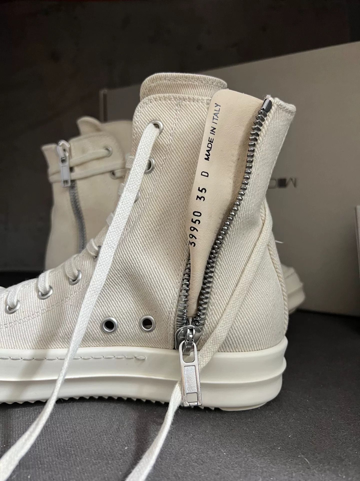 Rick Owens Unique High-Top Canvas Sneakers with Star Design Size US 5 / EU 37 - 8 Thumbnail