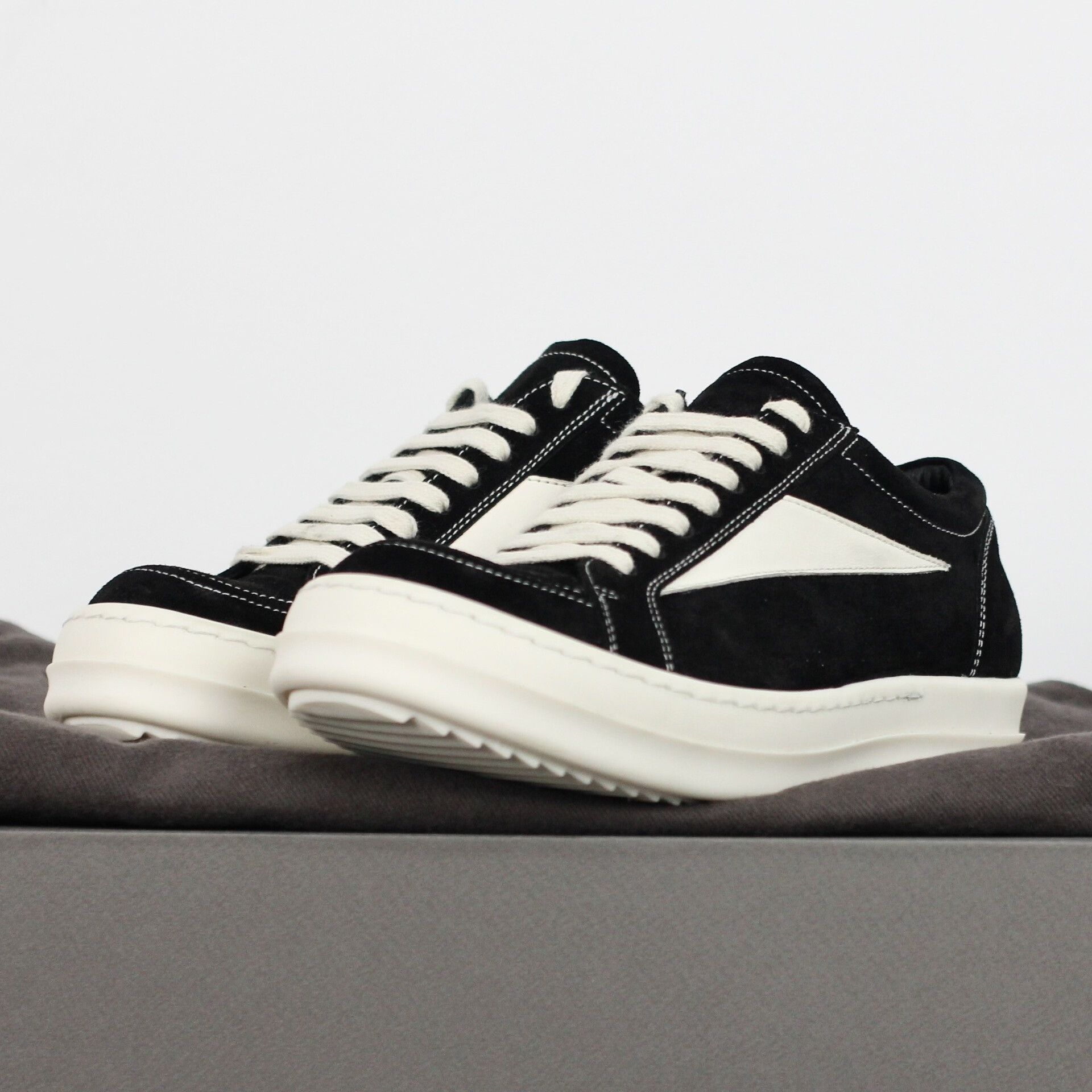 Rick Owens Stylish Rick Owens Suede Sneakers for Women Size US 6.5 / IT 36.5 - 3 Thumbnail