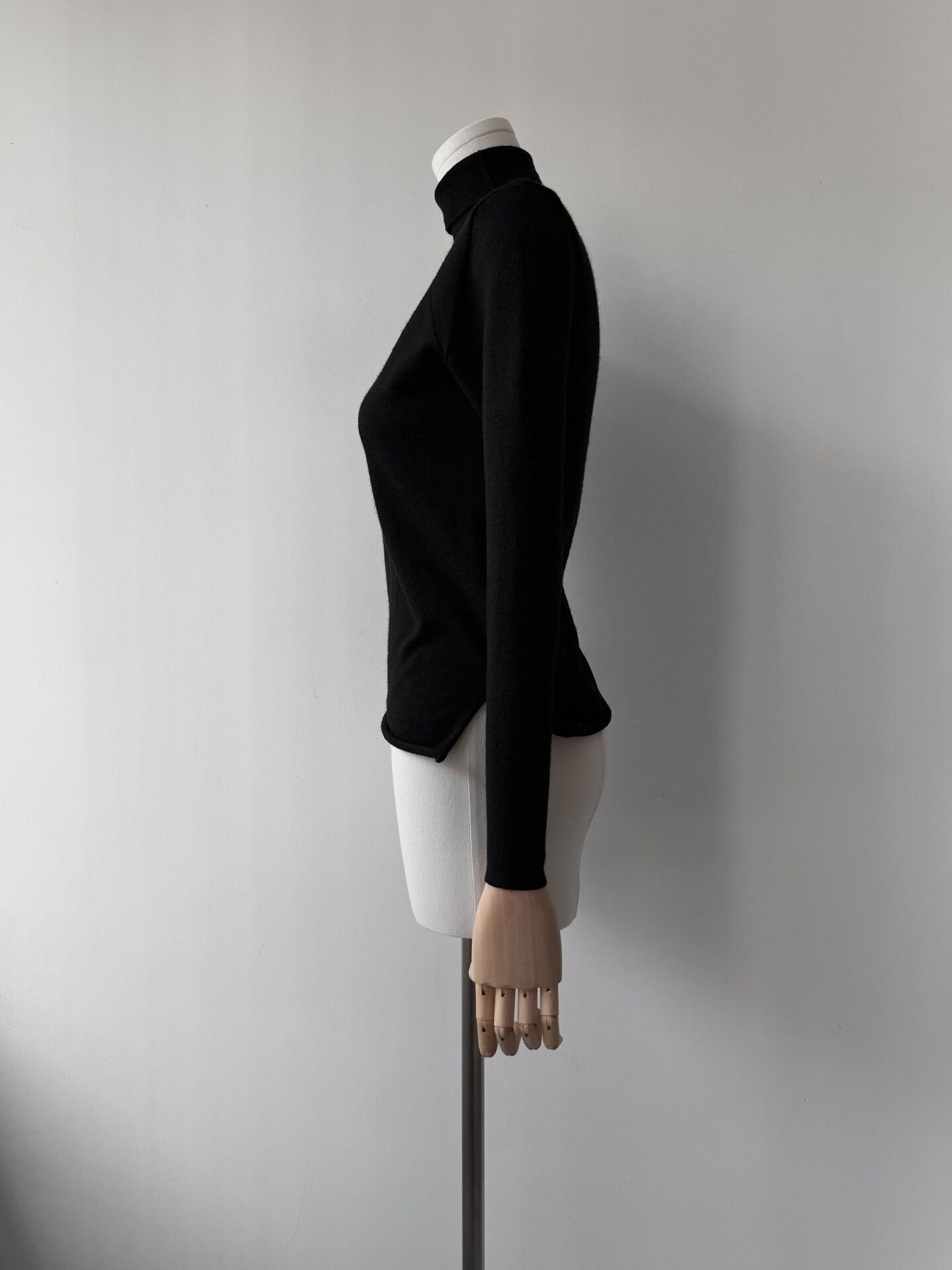 Yohji Yamamoto Yohji Yamamoto Black Wool Top Size L / US 10 / IT 46 - 2 Thumbnail
