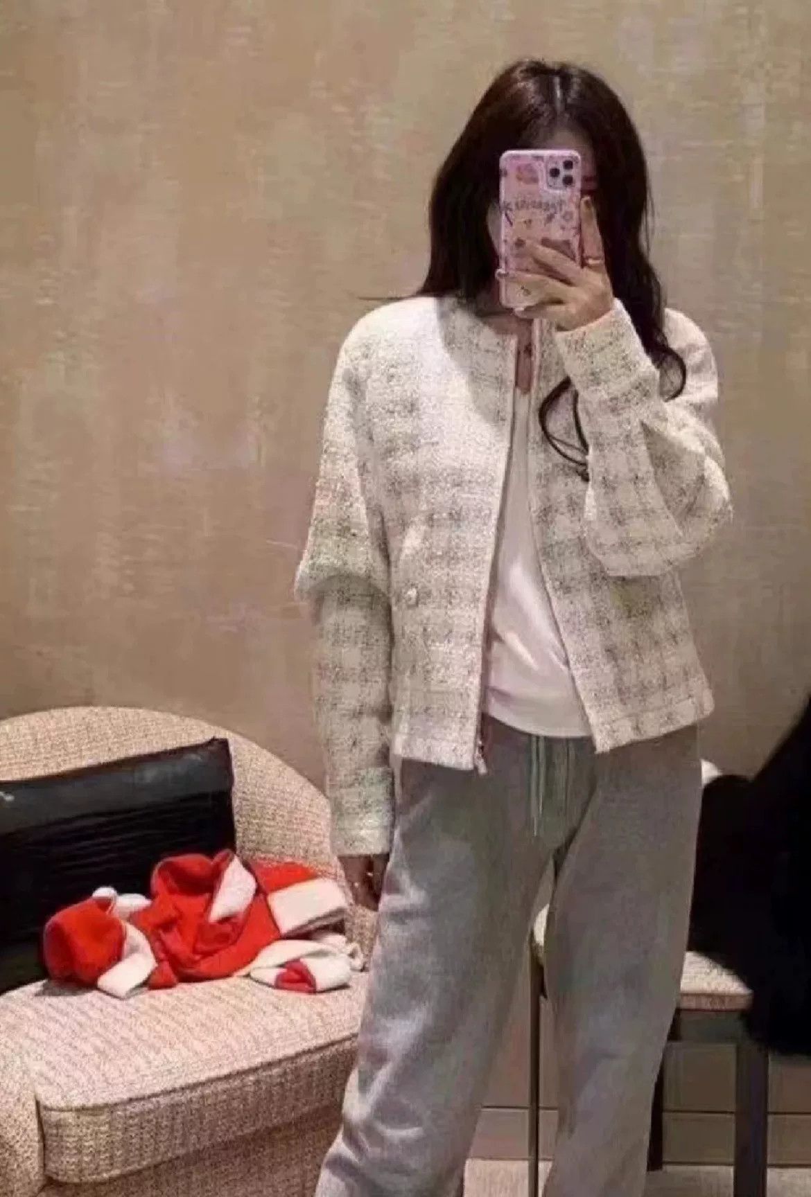 Chanel Chanel 19B White Tweed Coat Size XXS / US 00 / IT 34 - 7 Thumbnail