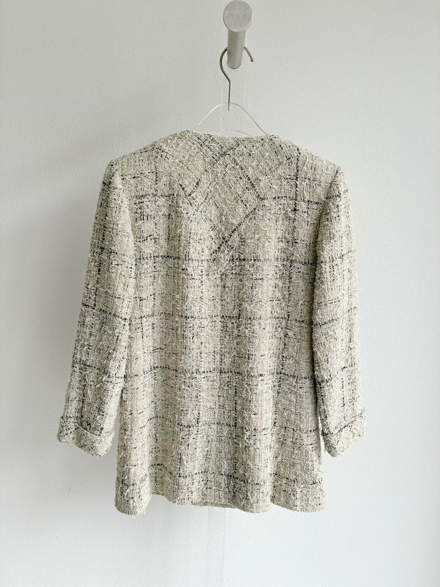 Chanel Chanel 16c Seoul Tweed Jacket Size XXS / US 00 / IT 34 - 3 Thumbnail