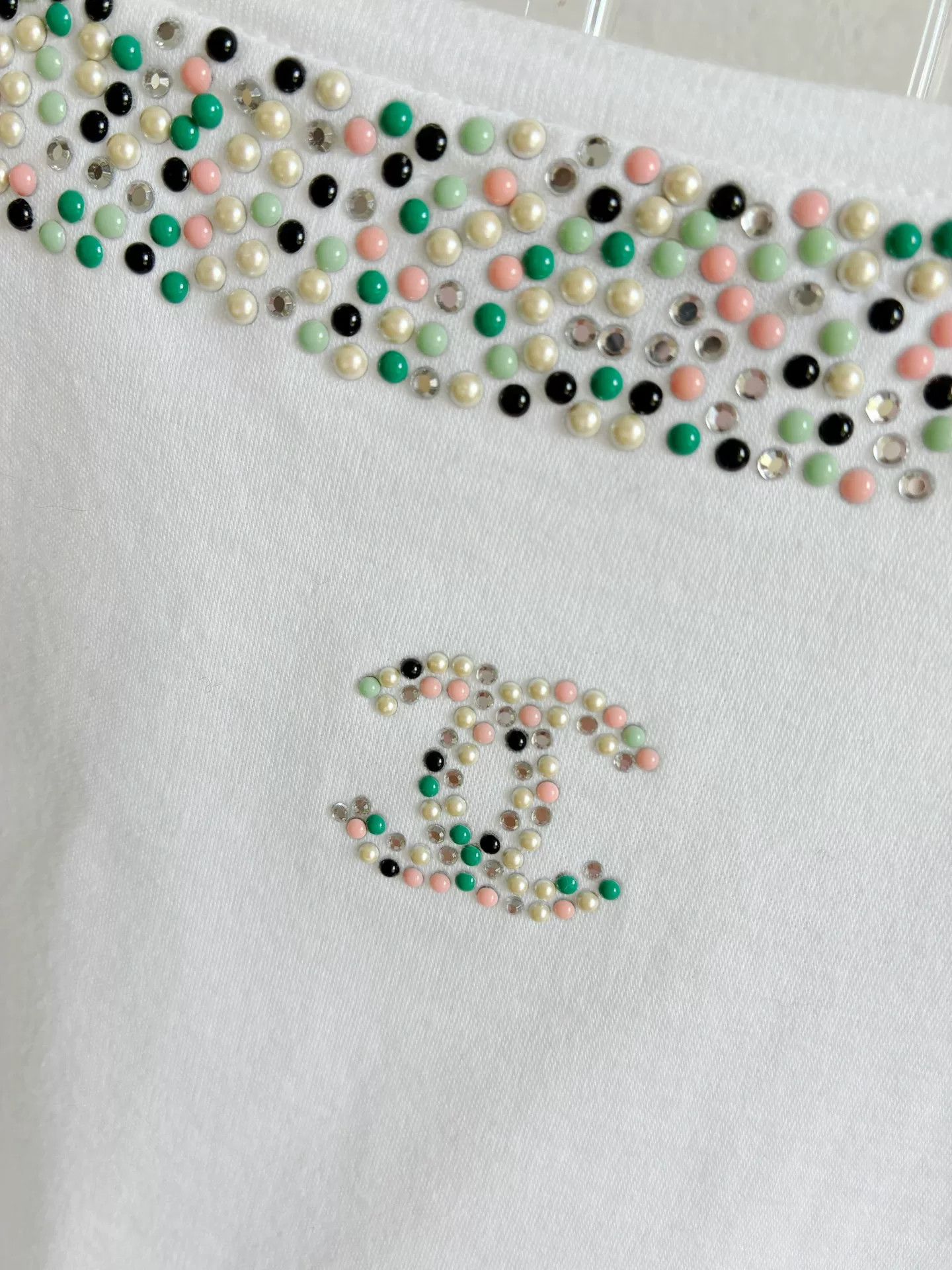 Chanel Chanel White Rhinestone T-shirt Size XXS / US 00 / IT 34 - 5 Thumbnail