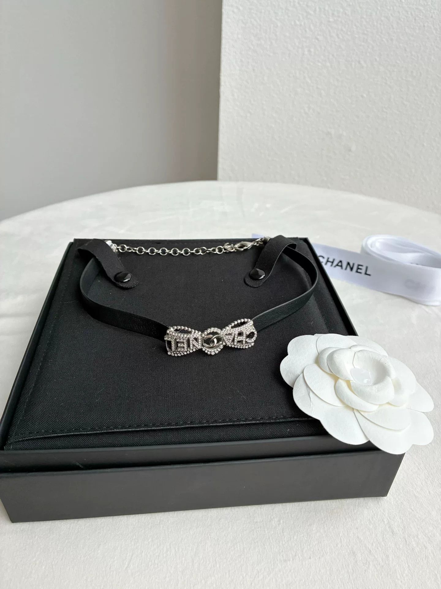 Chanel Chanel 22B Bow Crystal Choker Size ONE SIZE - 3 Thumbnail