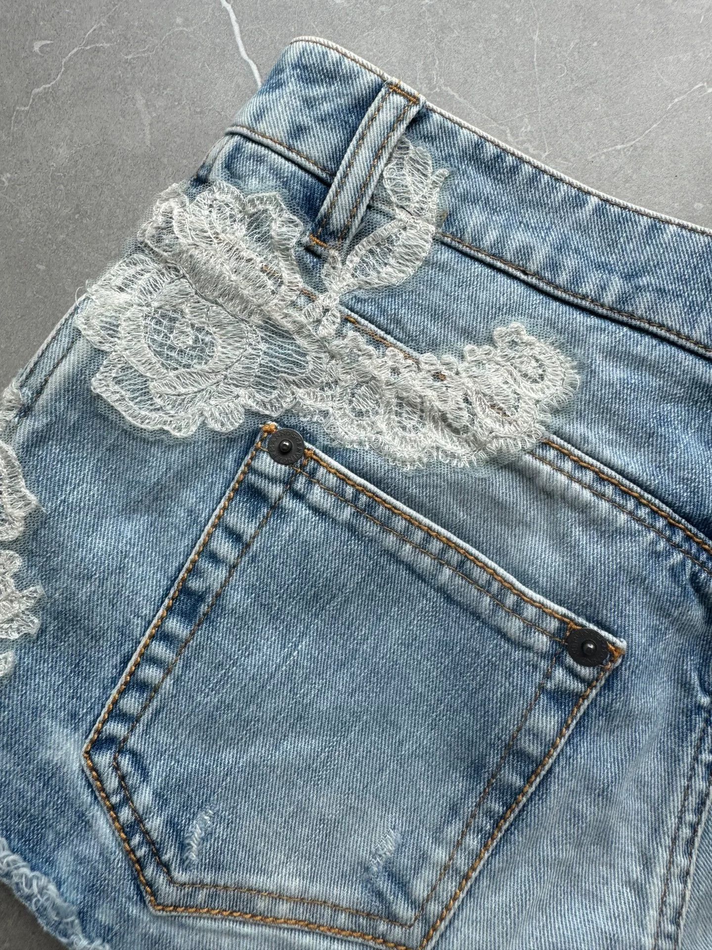 Ermanno Scervino Ermanno Scervino Denim Shorts Size 38" / US 16 / IT 52 - 6 Thumbnail