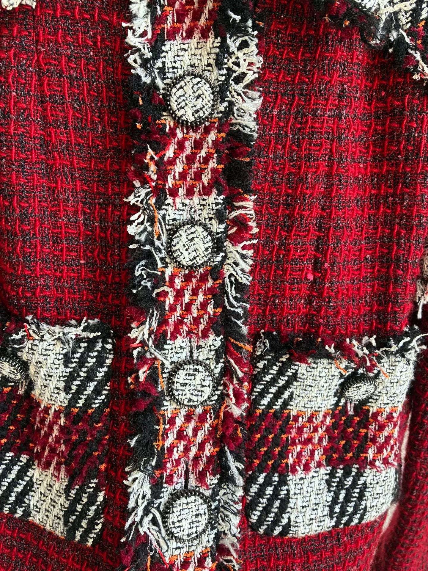 Chanel Chanel Red Plaid Fringe Tweed Jacket Size XXS / US 00 / IT 34 - 5 Thumbnail
