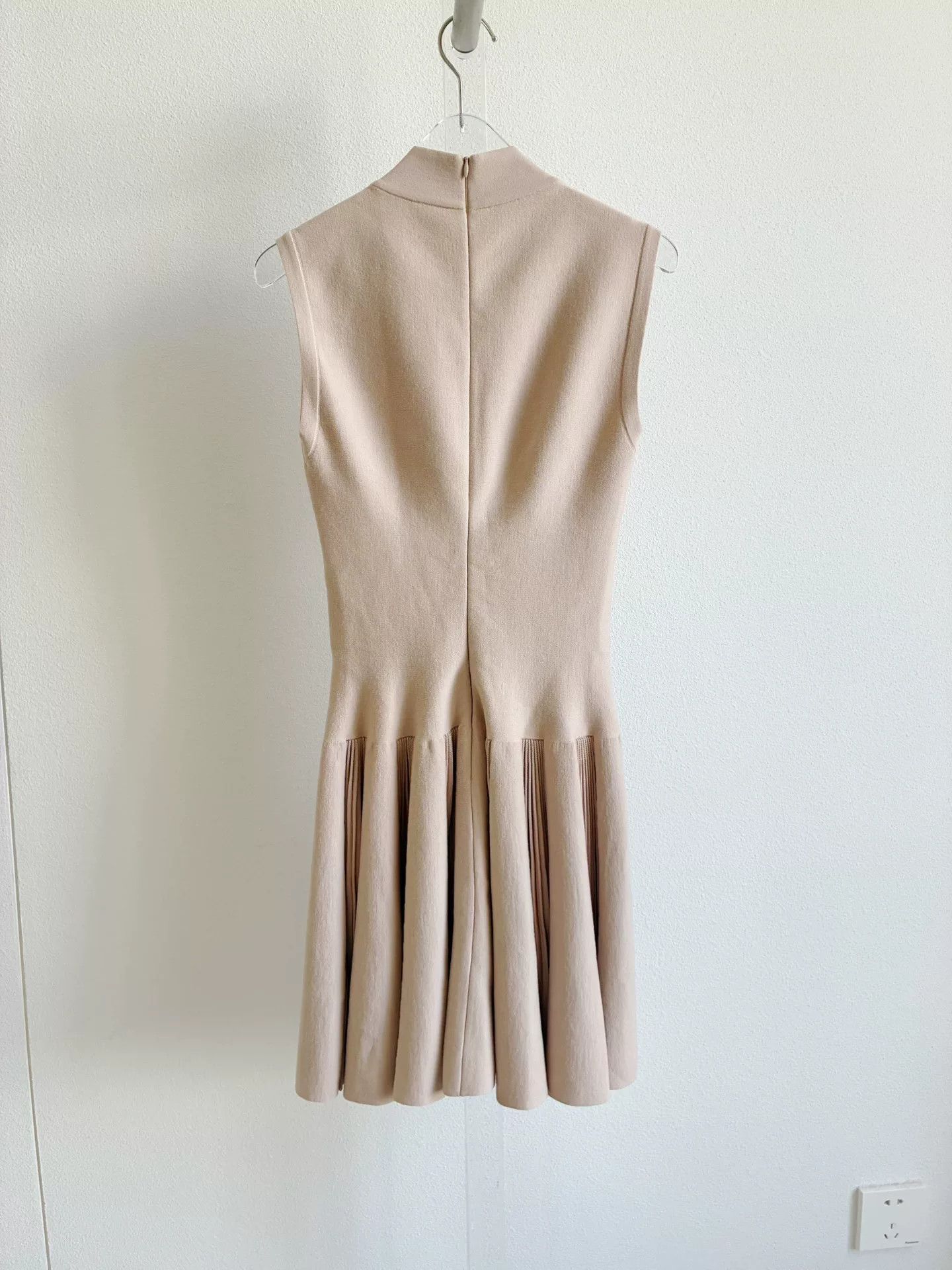 Alaia ALAIA Beige Sleeveless Dress Size XS / US 0-2 / IT 36-38 - 2 Thumbnail