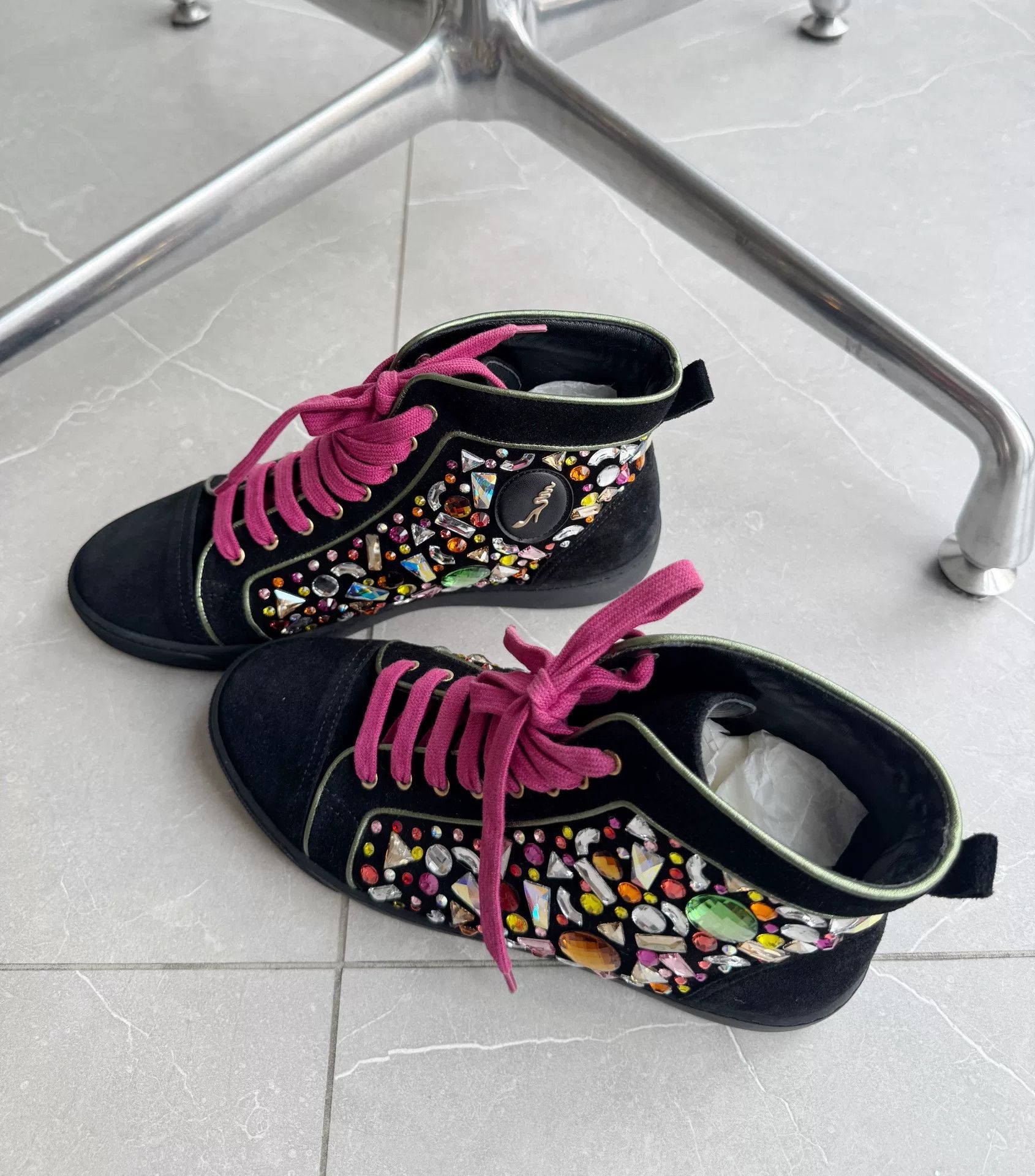 Christian Louboutin Christian Louboutin Diamond Rivet High-Top Size US 5 / IT 35 - 3 Thumbnail