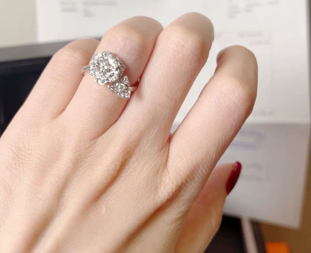 Piaget Piaget Rose Diamond Flower Ring Size ONE SIZE - 7 Thumbnail