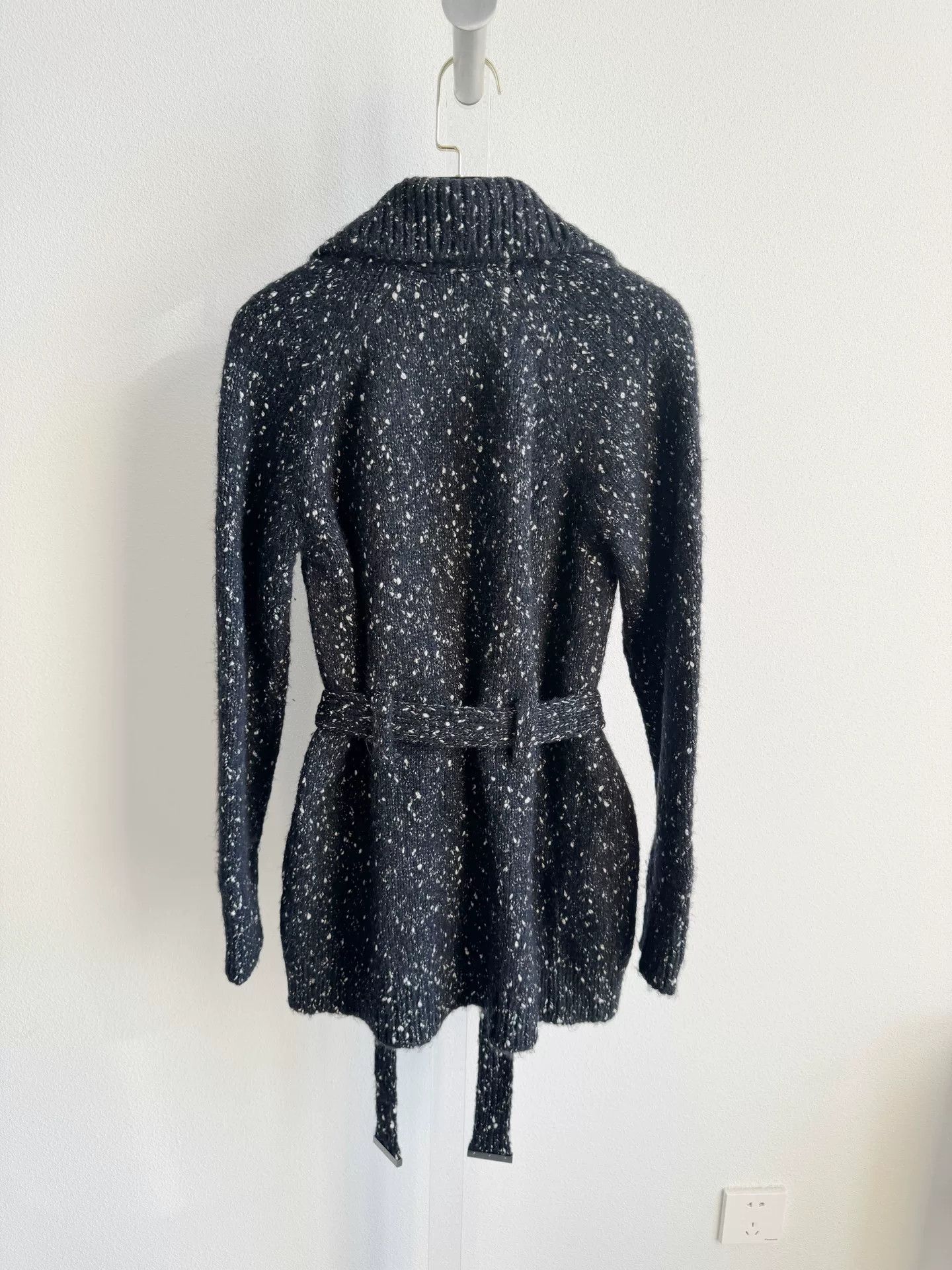 Chanel Chanel 18B Snowflake Pearl Wool Coat Size XXS / US 00 / IT 34 - 3 Thumbnail