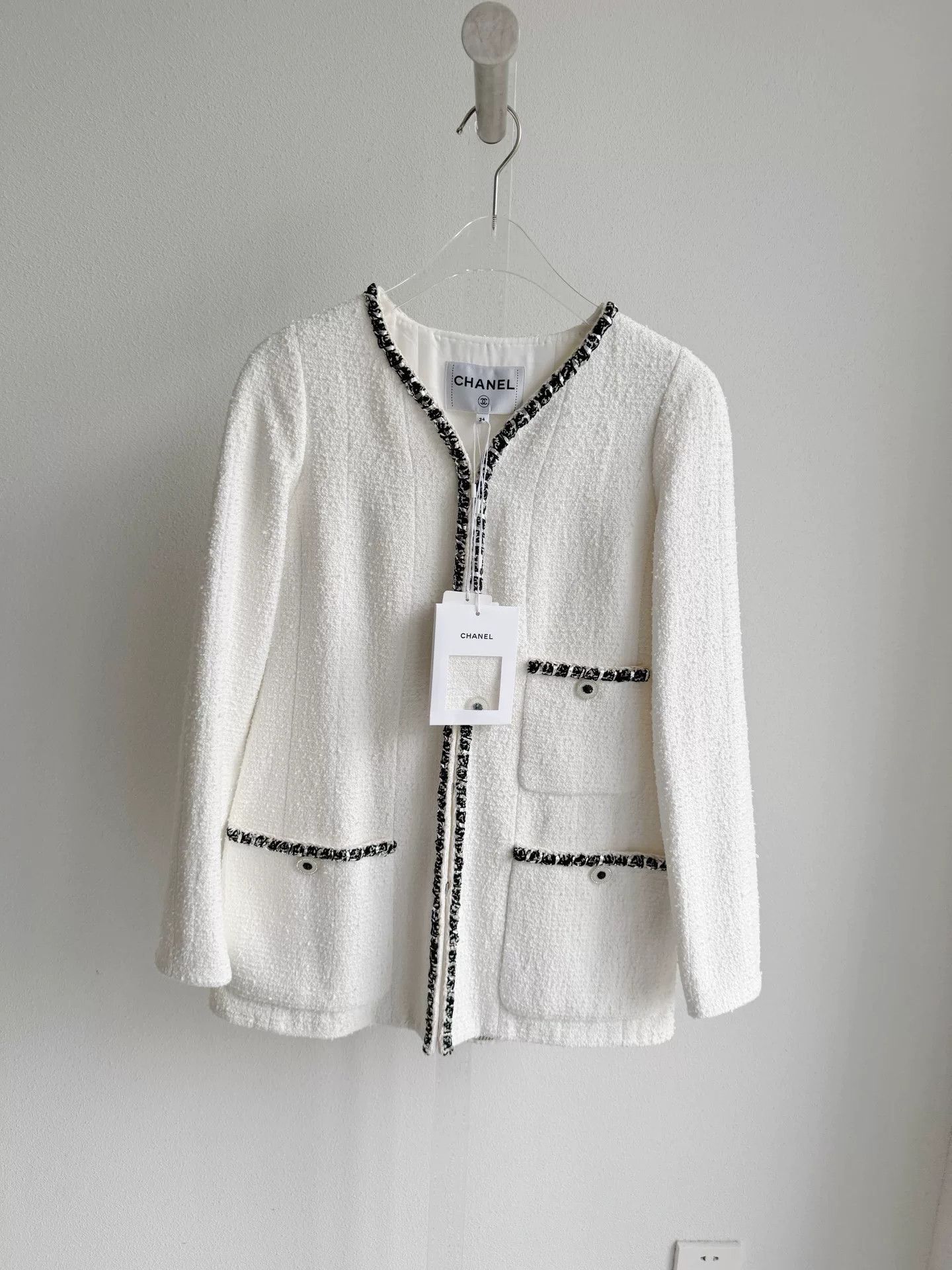 Chanel Chanel 22P White Black Trim Coat Size XXS / US 00 / IT 34 - 2 Thumbnail