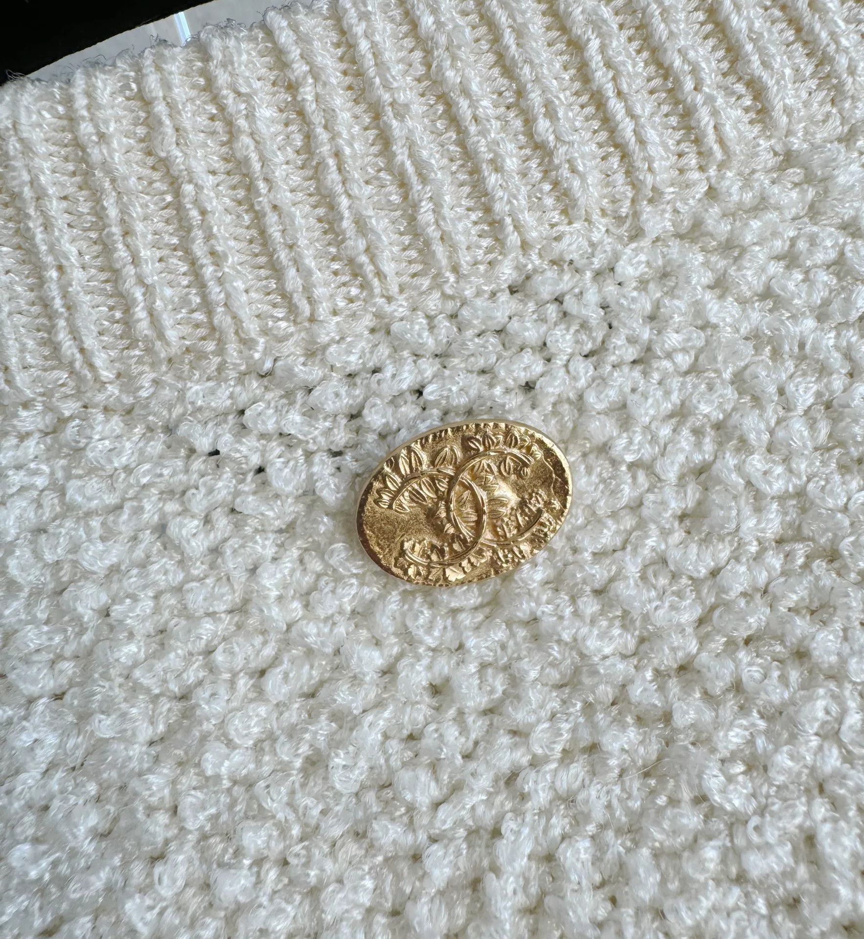 Chanel Chanel 2018 Greek Runway Gold Leaf Sweater Size XXS / US 00 / IT 34 - 7 Thumbnail