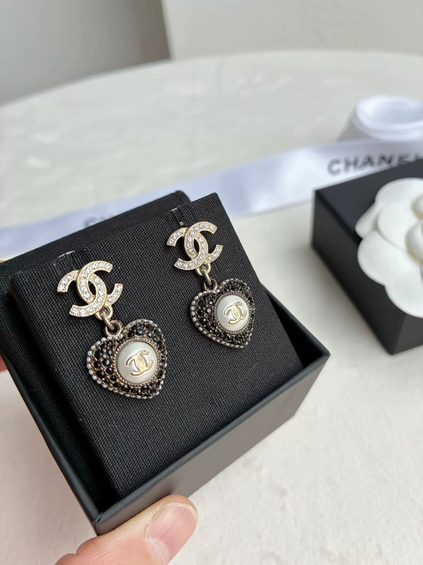 Chanel Chanel 22F Black Diamond Heart Earrings Size ONE SIZE - 2 Thumbnail