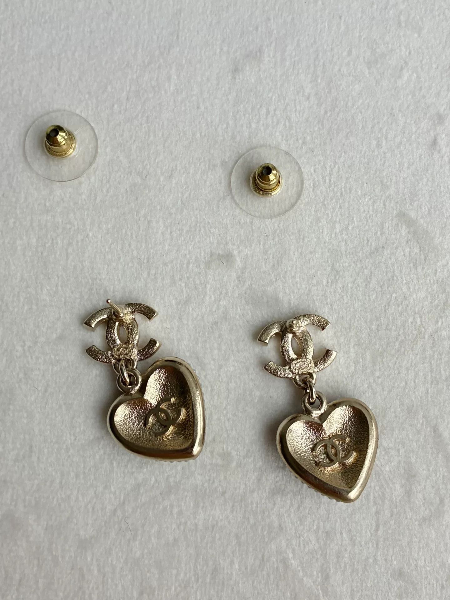 Chanel Chanel 22F Black Diamond Heart Earrings Size ONE SIZE - 5 Thumbnail