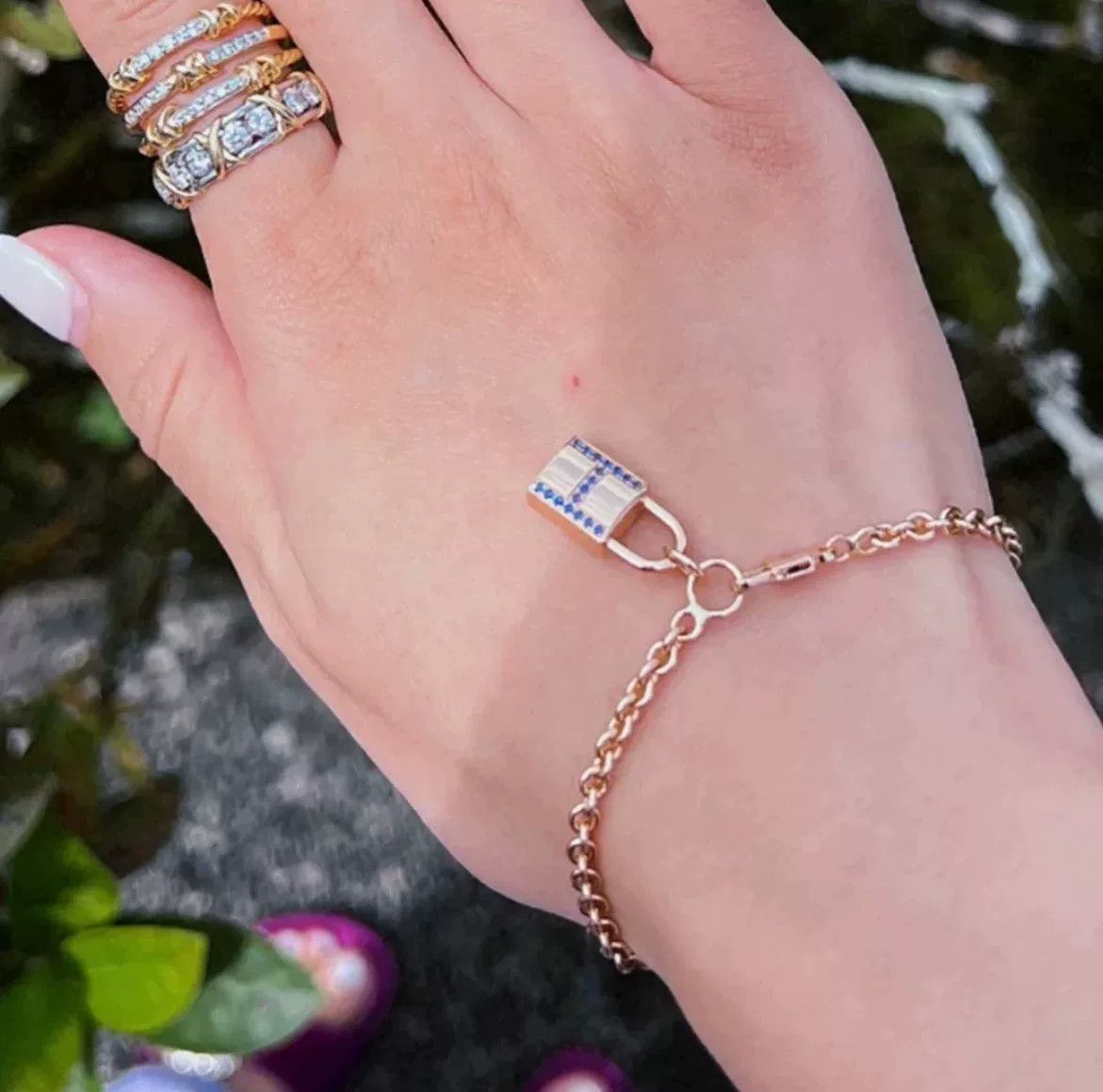 Hermes Hermes Amulette Cadenas Rose Gold Bracelet Size ONE SIZE - 4 Thumbnail