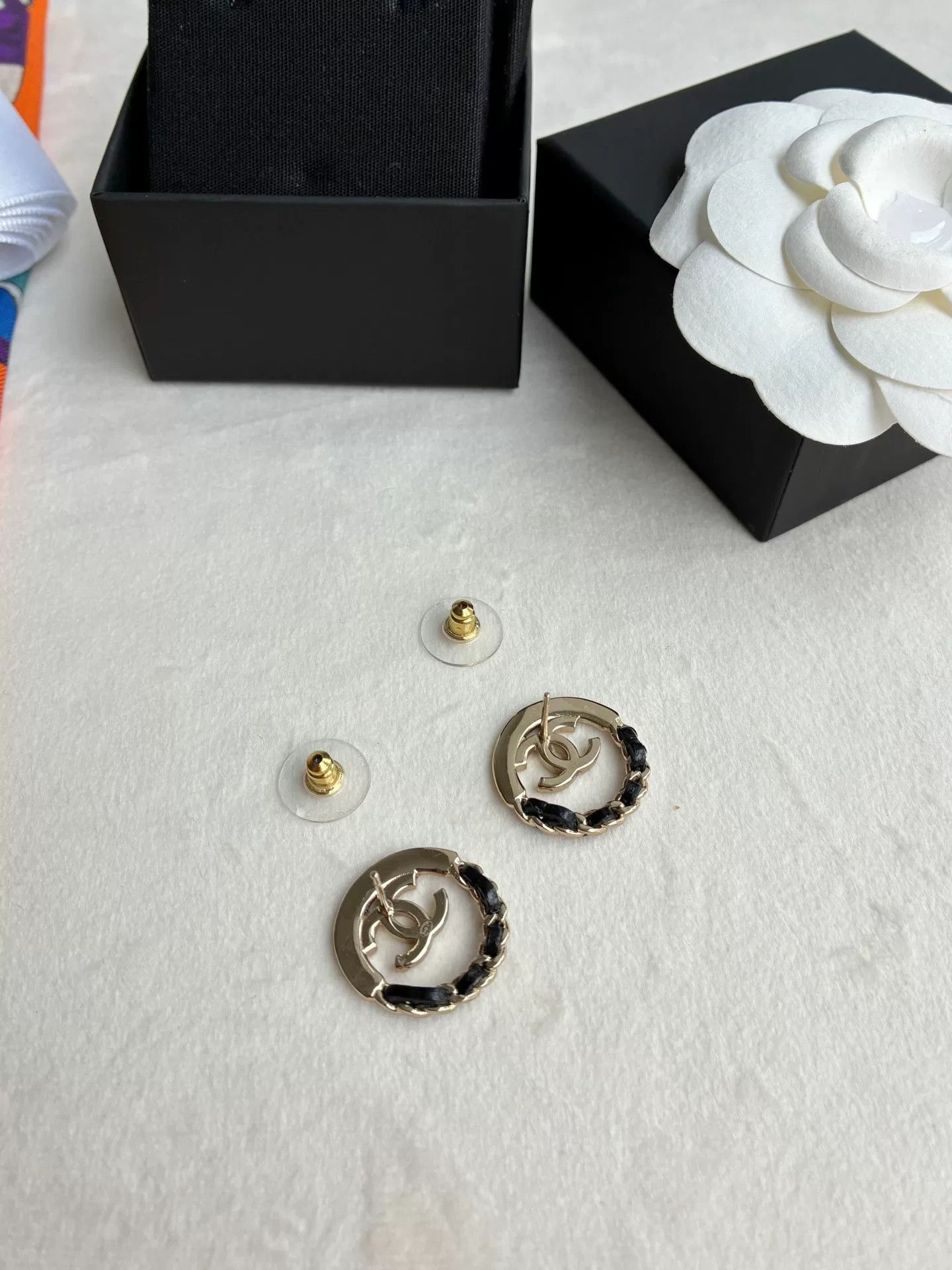 Chanel Chanel 22P Chain Circular Earrings Size ONE SIZE - 4 Thumbnail