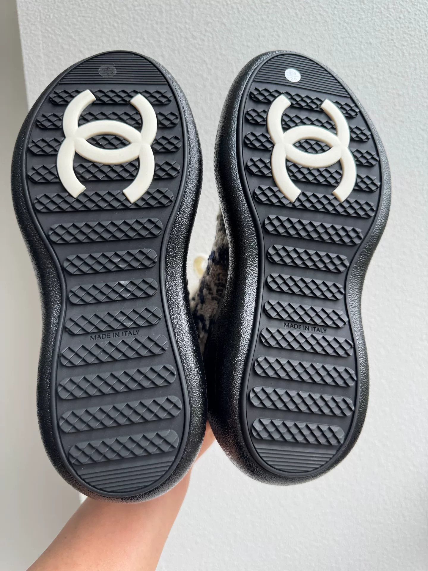 Chanel Chanel 24N Ski Snow Boots Size US 5.5 / IT 35.5 - 8 Thumbnail