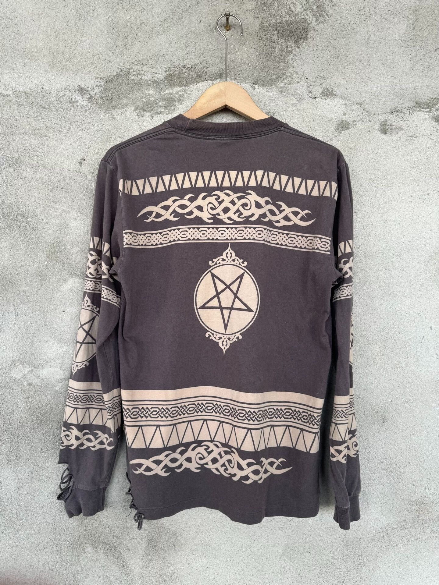 Hysteric Glamour Hysteric Glamour Tattoo Totem Long Sleeve Size M / US 6-8 / IT 42-44 - 2 Thumbnail