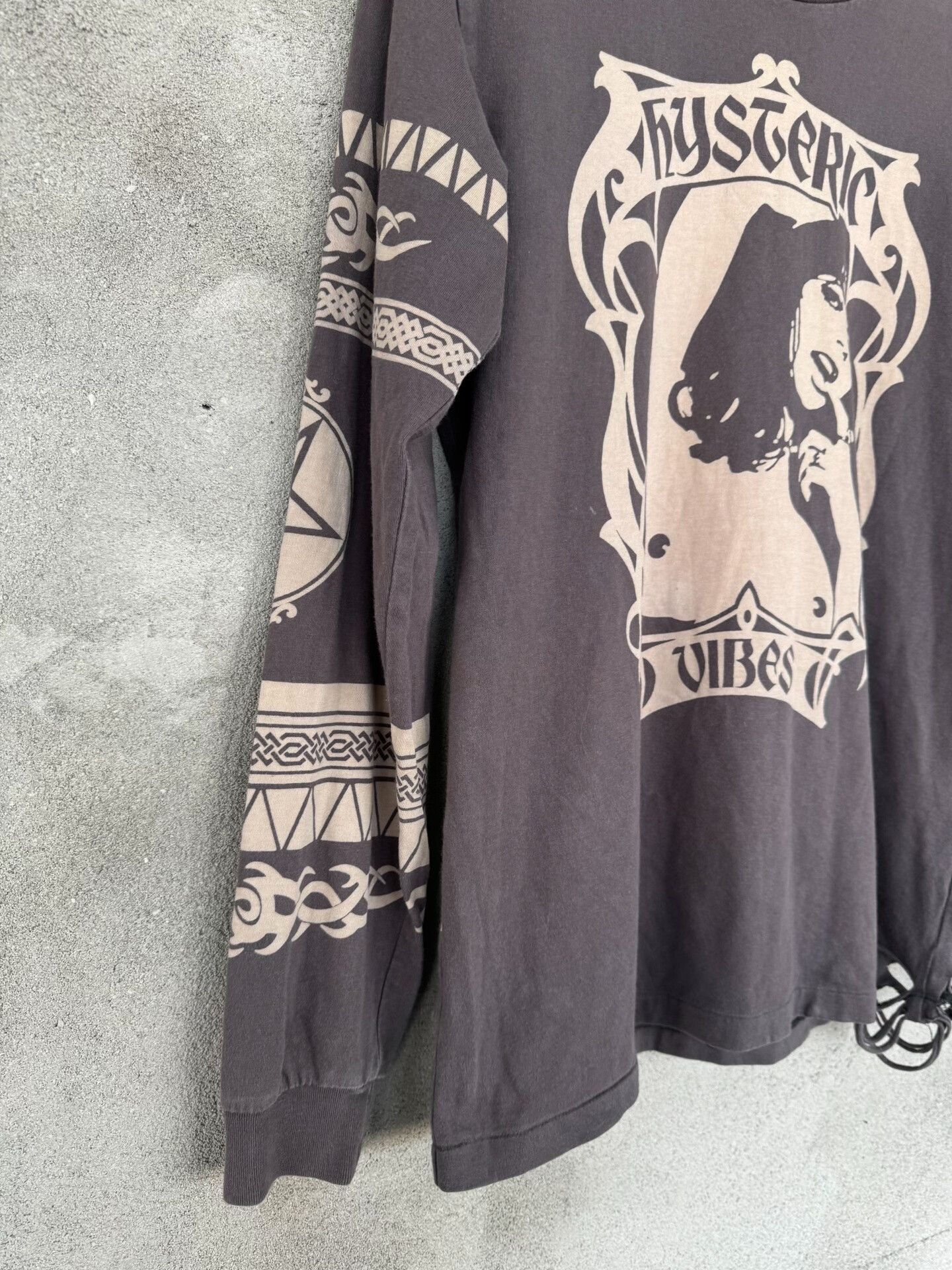 Hysteric Glamour Hysteric Glamour Tattoo Totem Long Sleeve Size M / US 6-8 / IT 42-44 - 4 Thumbnail