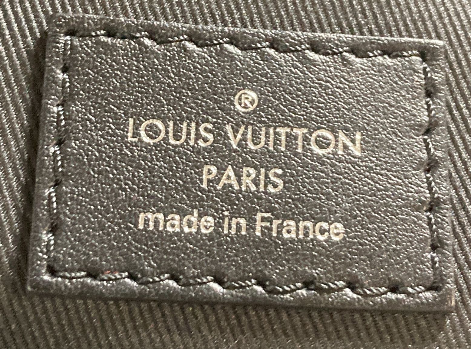 Louis Vuitton Avenue Sling Bag Size ONE SIZE - 6 Thumbnail