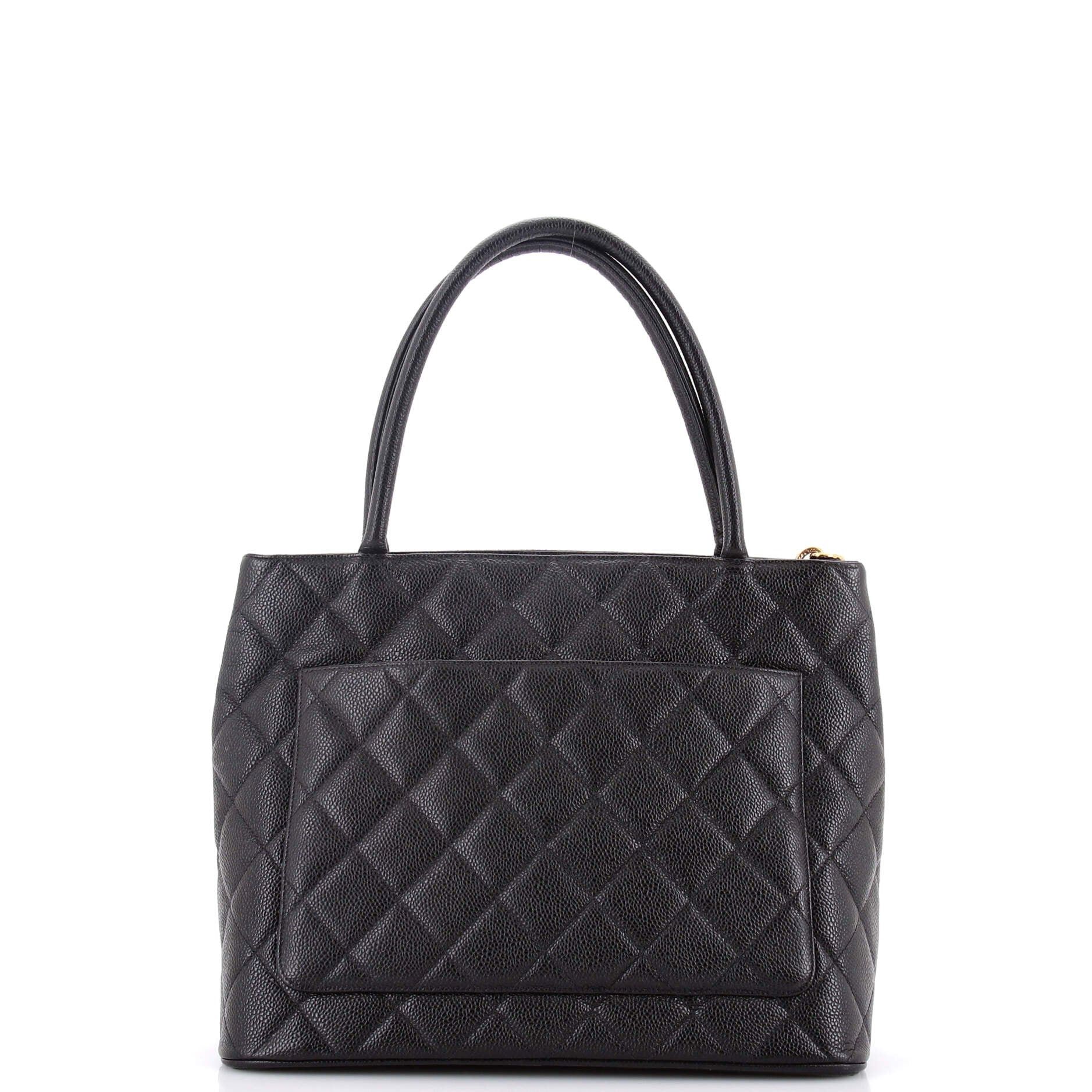 Chanel Medallion Tote Size ONE SIZE - 3 Thumbnail