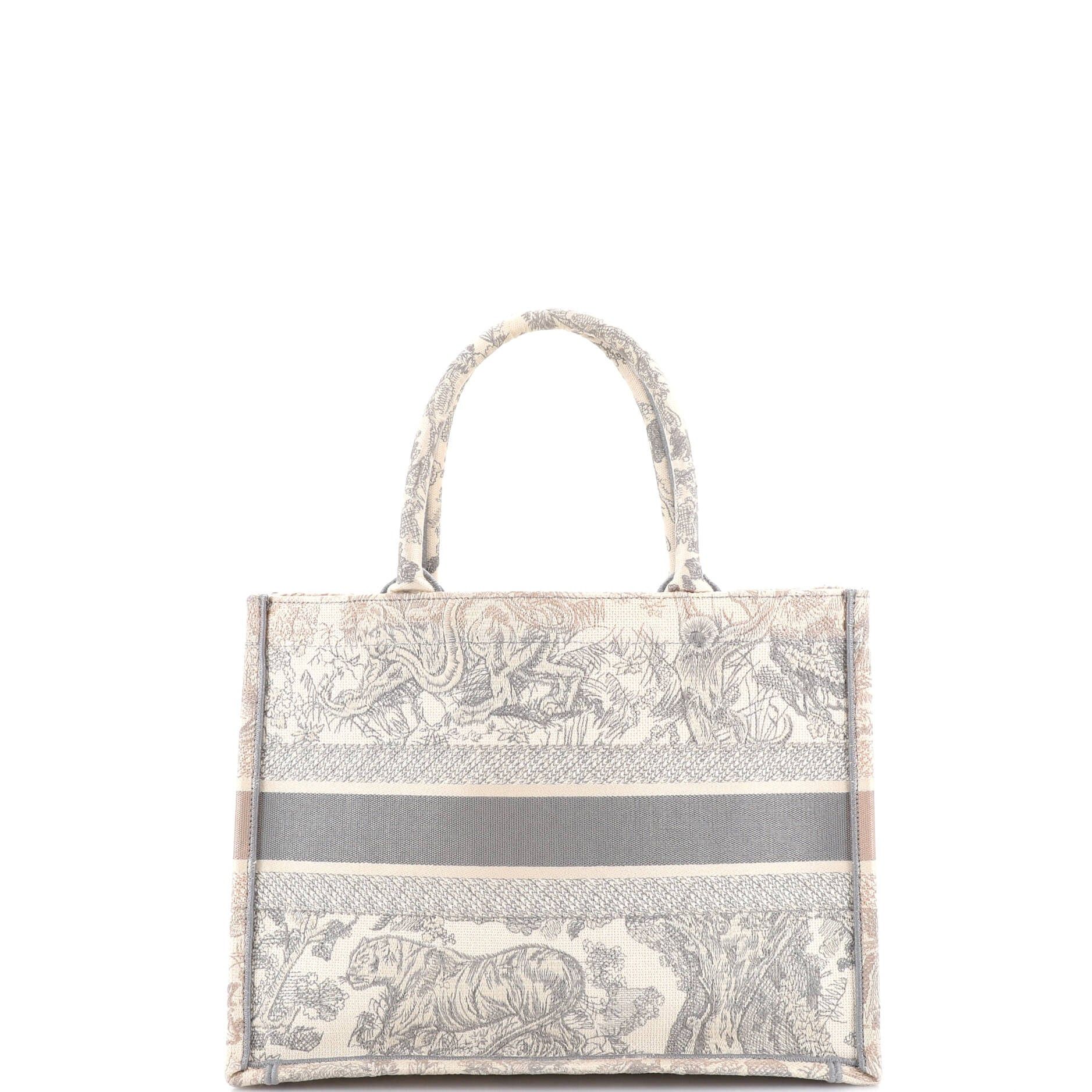 Dior Book Tote Size ONE SIZE - 3 Thumbnail