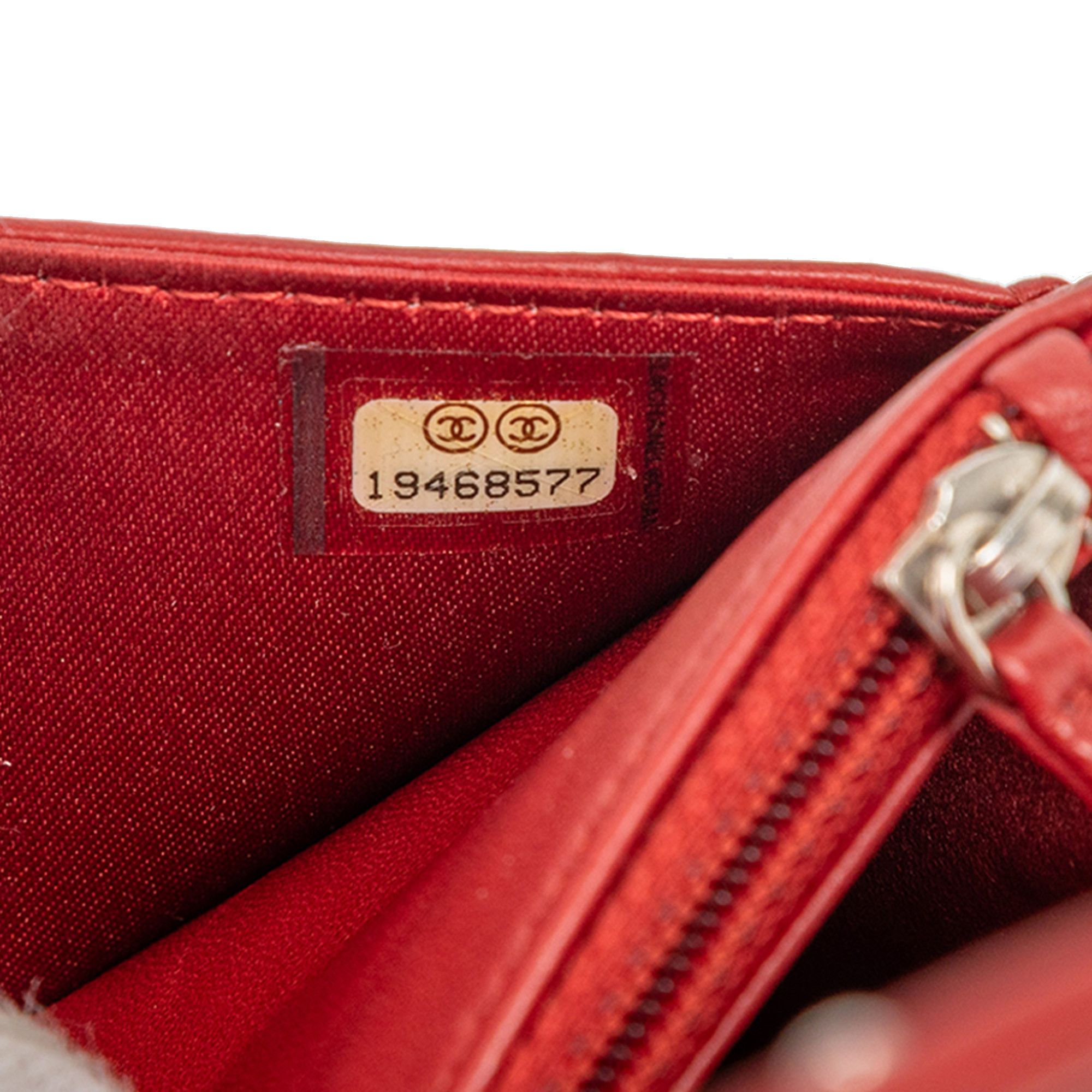 Chanel Chanel CC Embossed Lambskin Camellia Wallet On Chain Size ONE SIZE - 6 Thumbnail