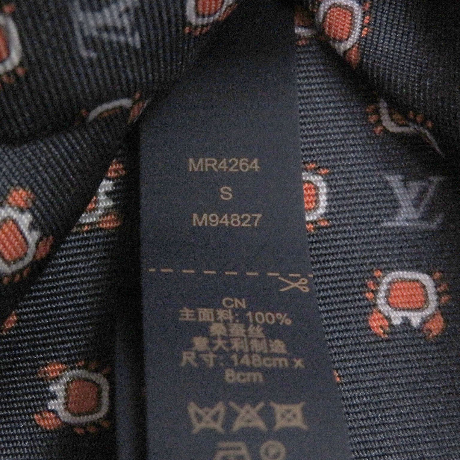 Louis Vuitton Louis Vuitton Louis Vuitton Cravate Monogram Club Silk Tie Textile Necktie M94827 DUTY FREE for USA Size ONE SIZE - 8 Thumbnail