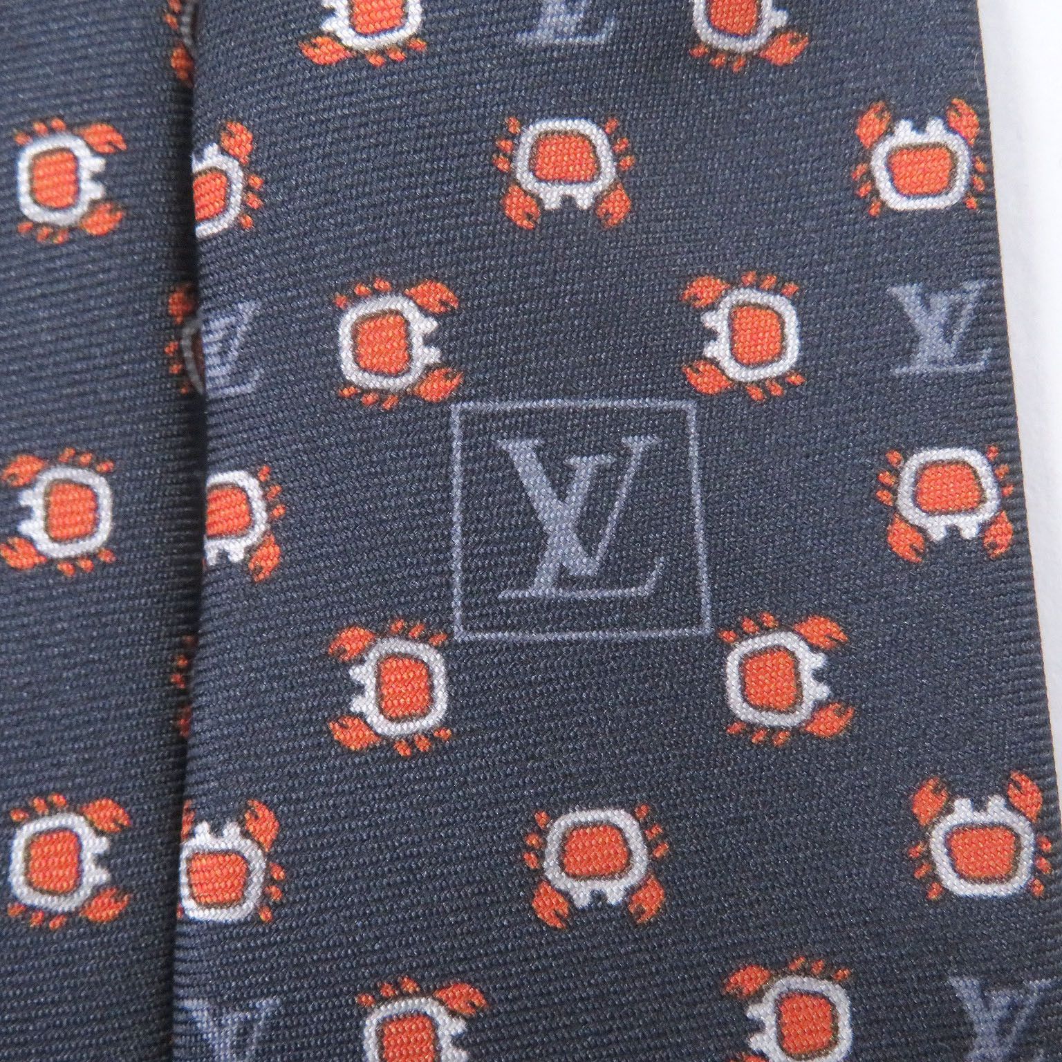 Louis Vuitton Louis Vuitton Louis Vuitton Cravate Monogram Club Silk Tie Textile Necktie M94827 DUTY FREE for USA Size ONE SIZE - 6 Thumbnail