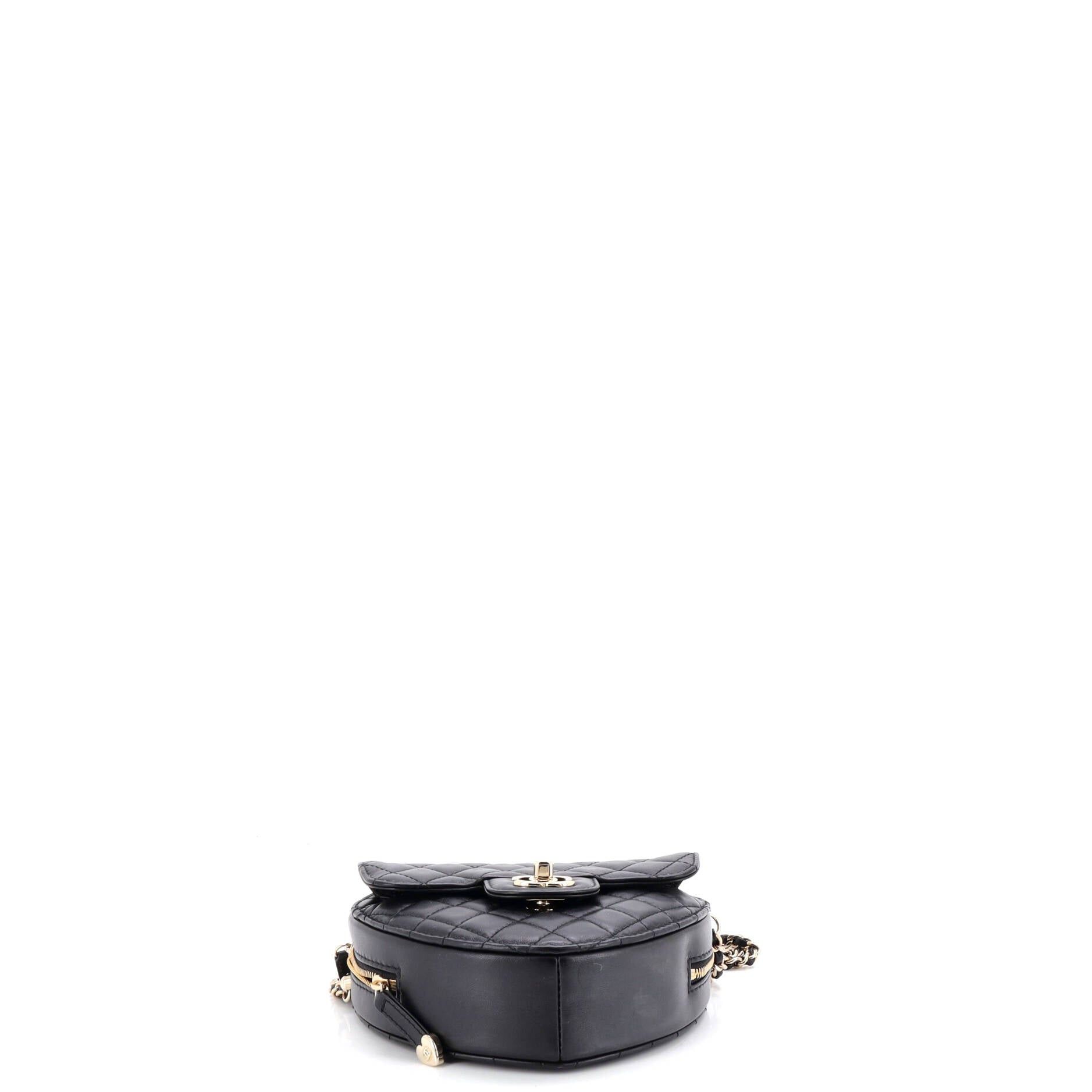 Chanel CC in Love Heart Bag Size ONE SIZE - 4 Thumbnail