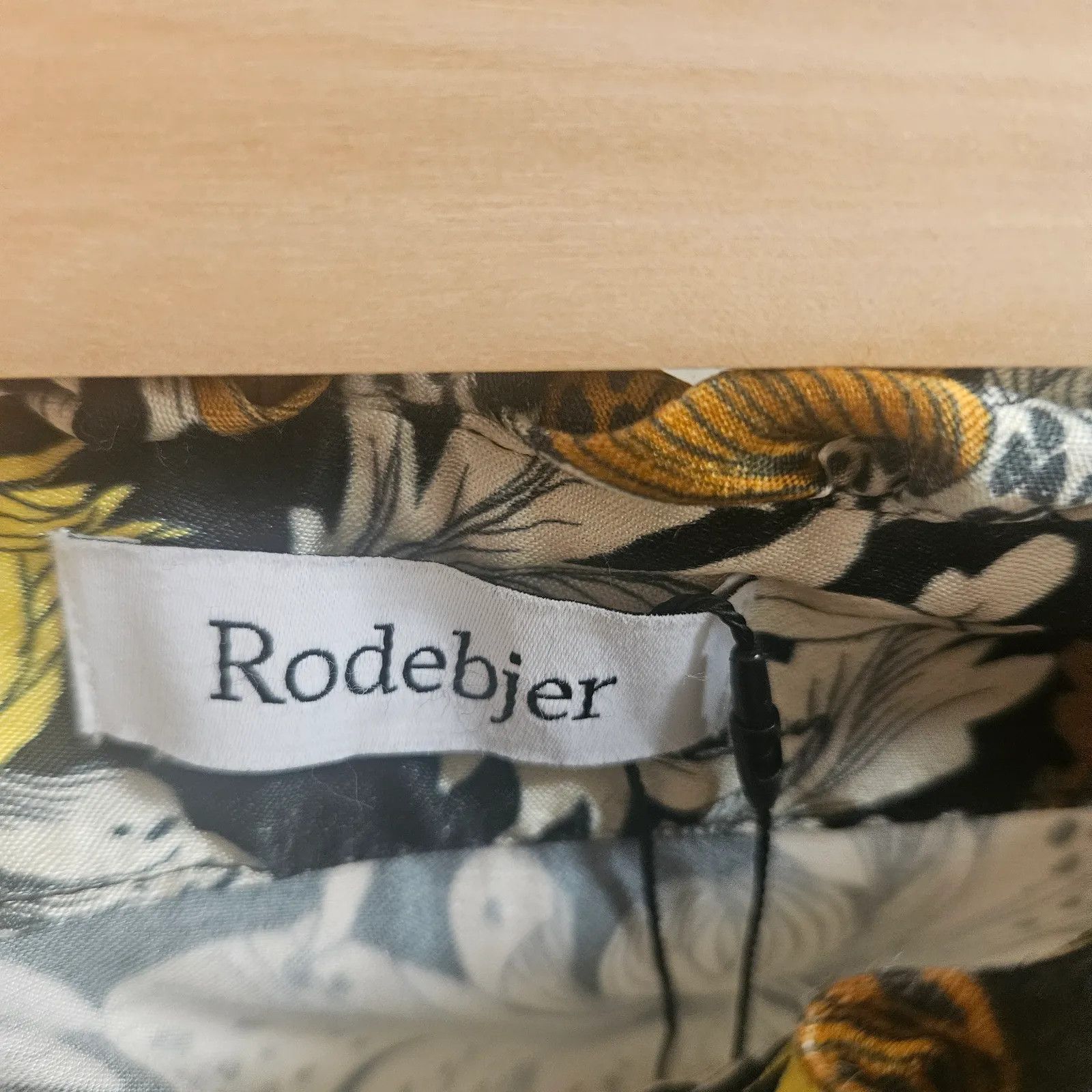 Rodebjer Rodebjer Rodebjer Iris Skirt Size 25" / US 0 / IT 36 - 2 Thumbnail