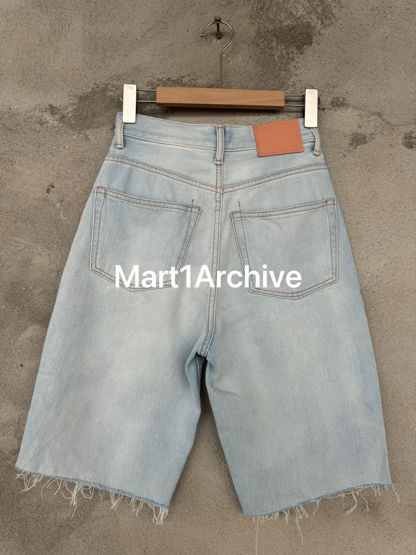 Acne Studios Acne Studios Ice Blue Frayed Denim Shorts Size 27" / US 4 / IT 40 - 2 Thumbnail