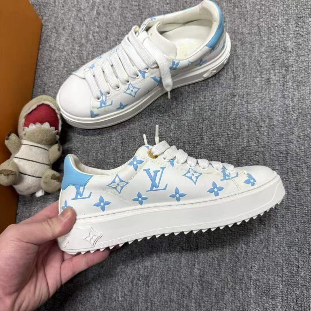 Louis Vuitton Louis Vuitton Blue Monogram Platform Shoes Size US 5 / IT 35 - 3 Thumbnail