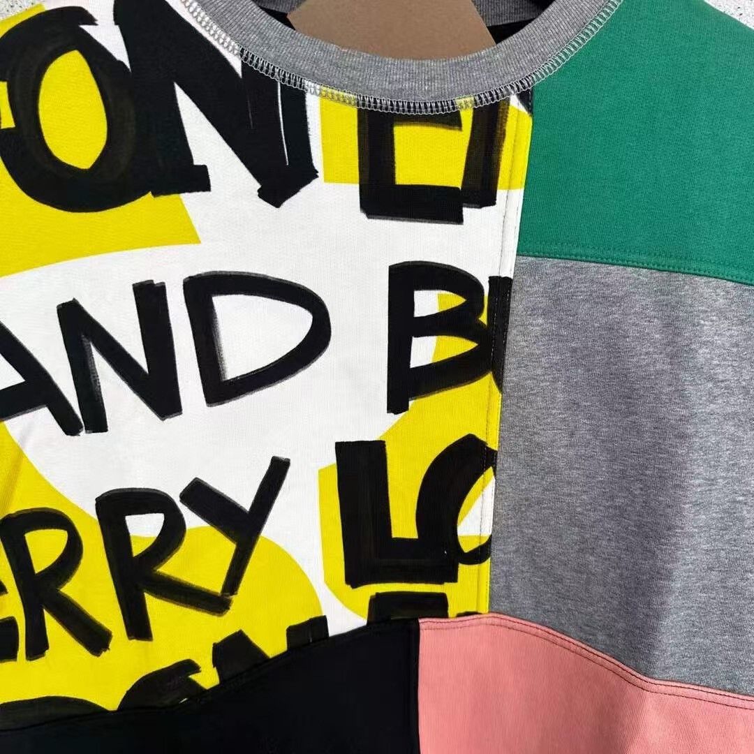 Burberry Burberry Spliced Graffiti Sweatshirt Size XS / US 0-2 / IT 36-38 - 3 Thumbnail