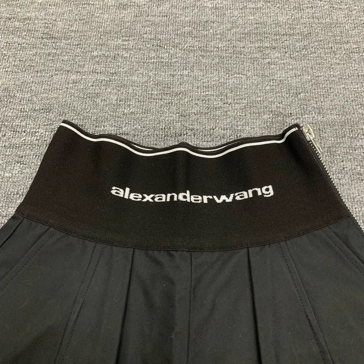 Alexander Wang Alexander Wang High-Waisted Logo Print Shorts Size 22" - 8 Thumbnail