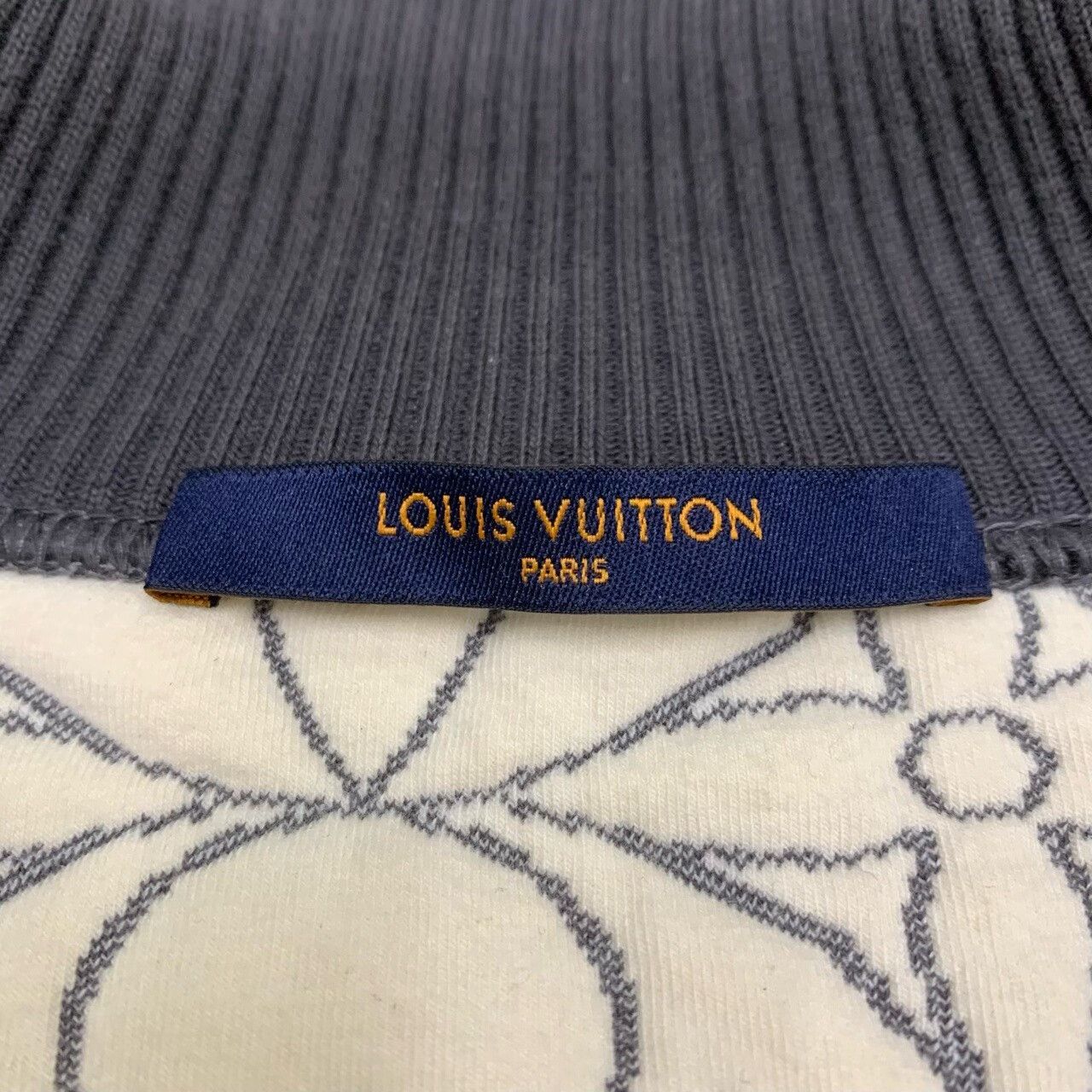 Louis Vuitton Louis Vuitton Black Monogram Padded Jacket Size US M / EU 48-50 / 2 - 6 Thumbnail