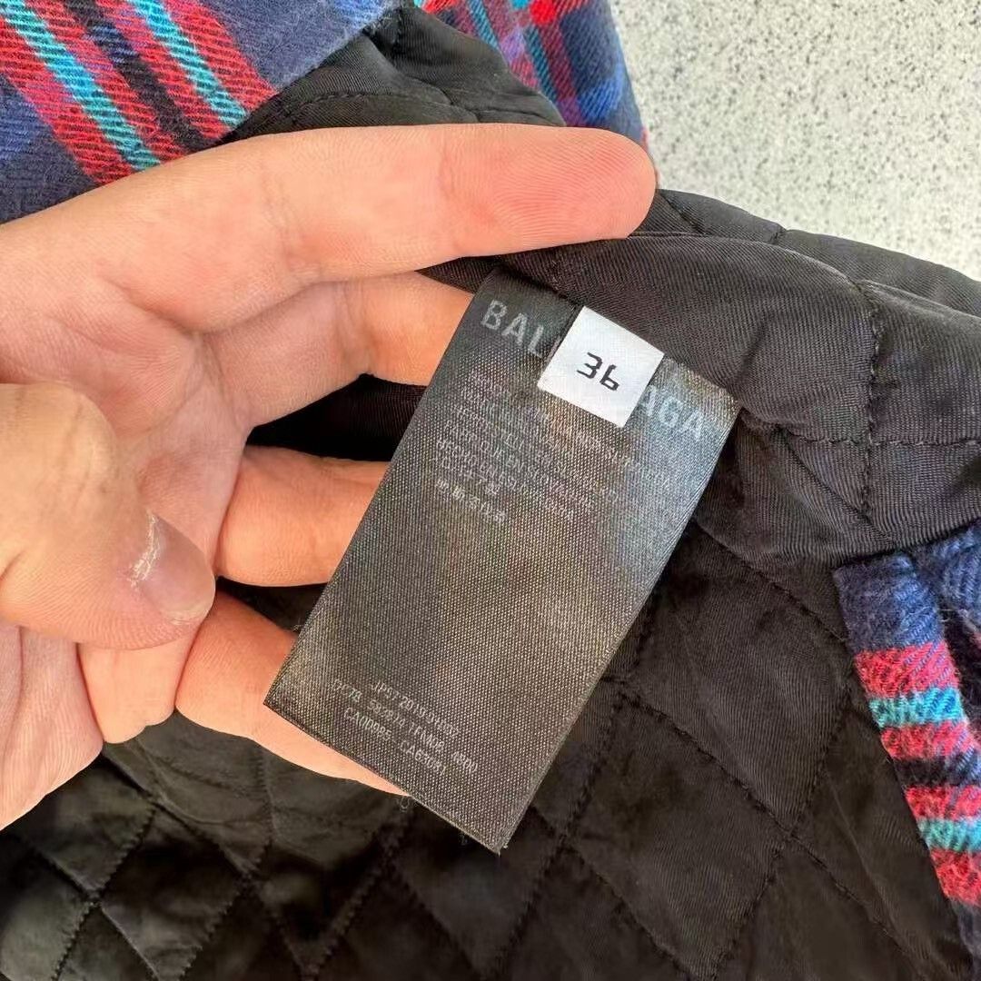 Balenciaga Balenciaga Oversized Plaid Cotton Jacket Size XS / US 0-2 / IT 36-38 - 2 Thumbnail