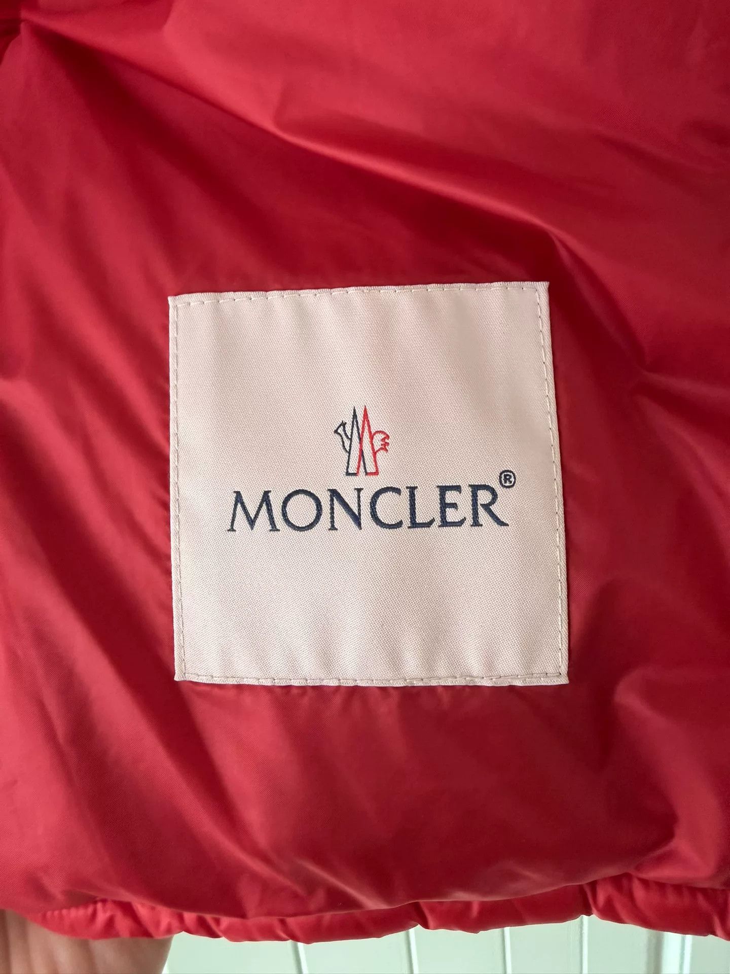 Moncler Moncler Liane Red Down Vest Size 0 Size XS / US 0-2 / IT 36-38 - 3 Thumbnail