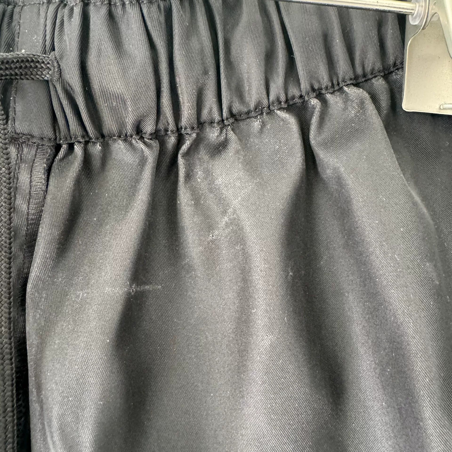 Prada Prada RE-NYLON Black Shorts Size 36 Size US 36 / EU 52 - 9 Thumbnail