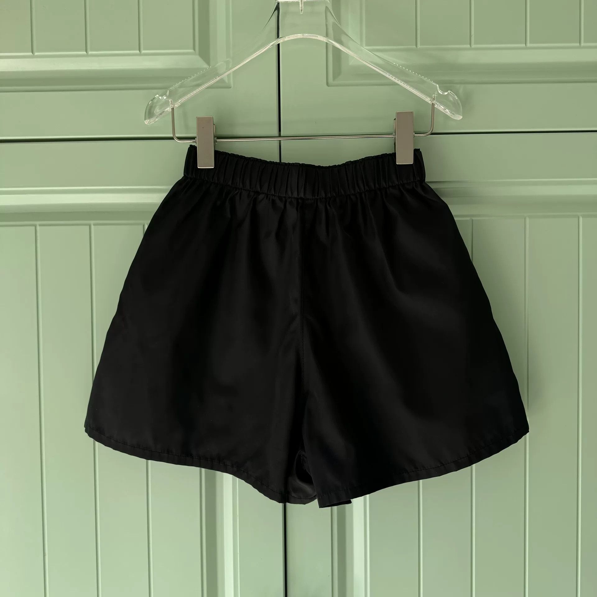 Prada Prada RE-NYLON Black Shorts Size 36 Size US 36 / EU 52 - 2 Thumbnail