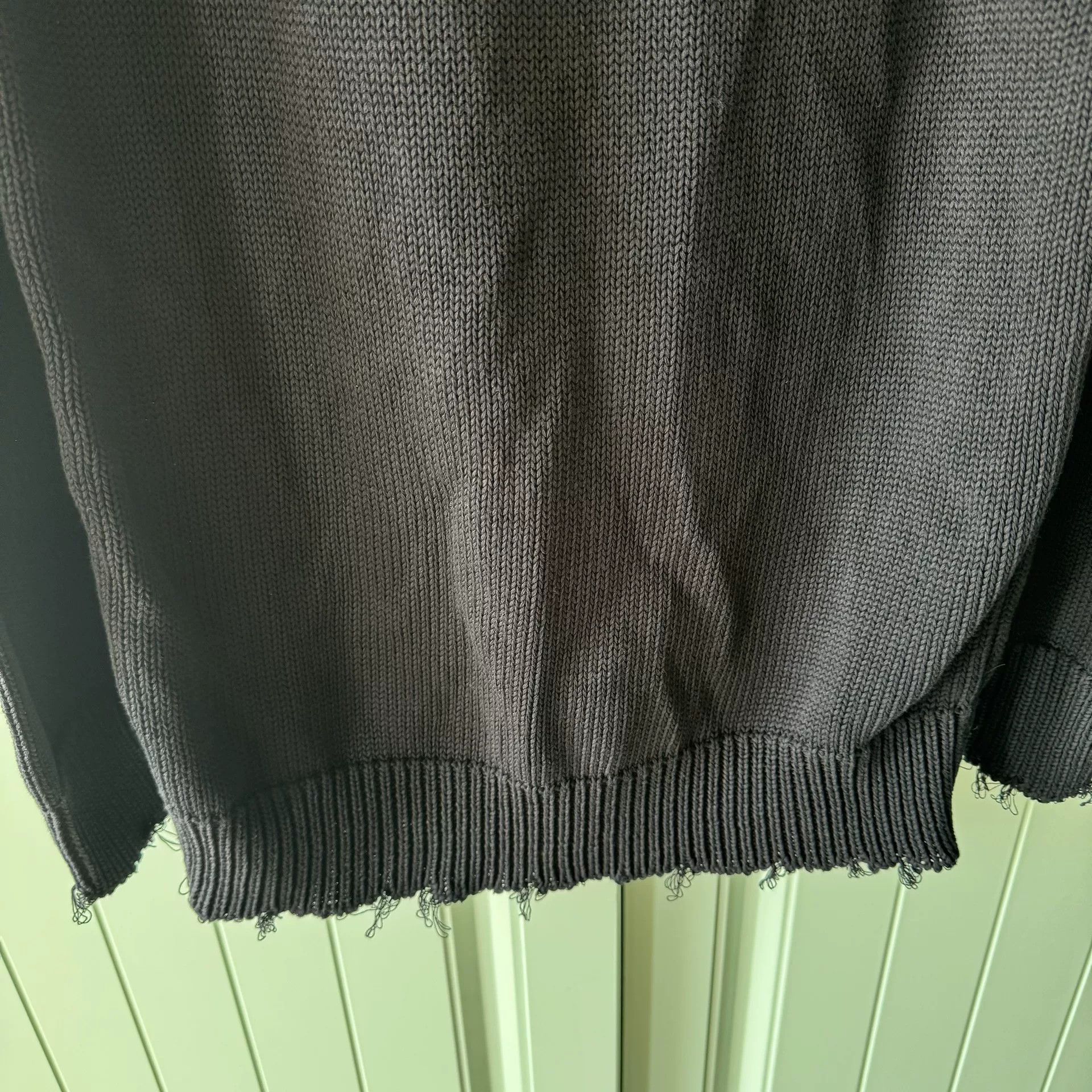 Givenchy Givenchy Black Four-Grid Logo Sweater Size US M / EU 48-50 / 2 - 9 Thumbnail