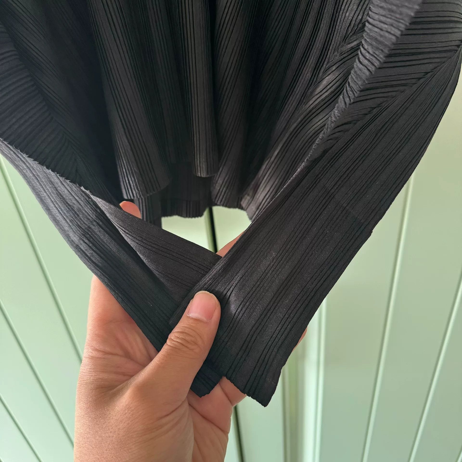 Pleats Please Issey Miyake PLEATS PLEASE ISSEY MIYAKE Black Turtleneck Sweater Size L / US 10 / IT 46 - 9 Thumbnail