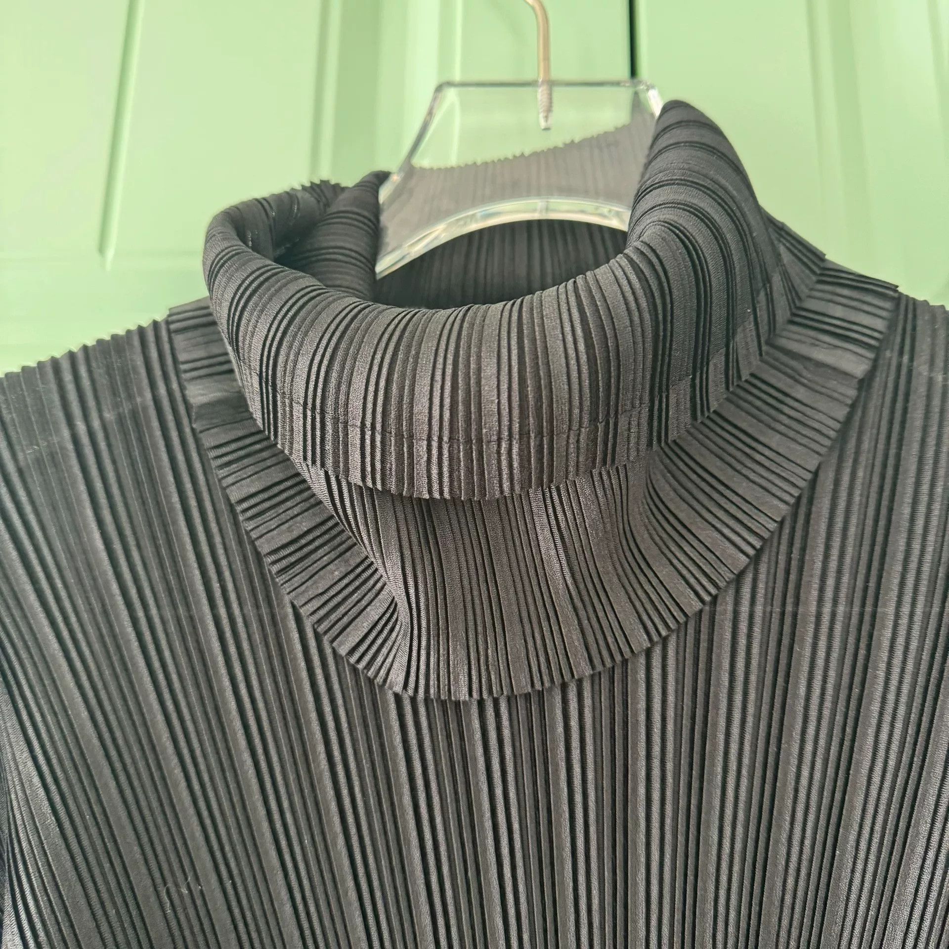 Pleats Please Issey Miyake PLEATS PLEASE ISSEY MIYAKE Black Turtleneck Sweater Size L / US 10 / IT 46 - 6 Thumbnail