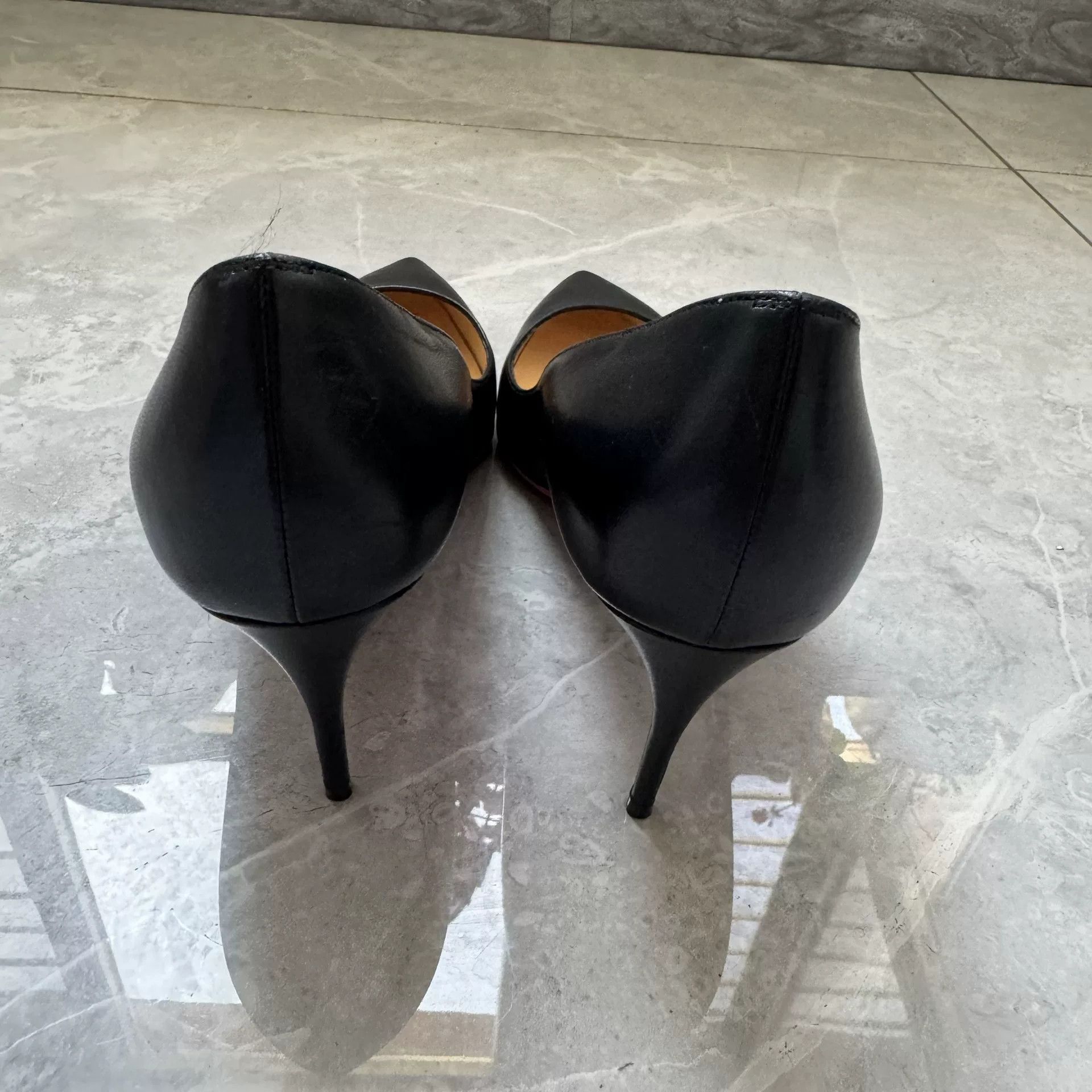Christian Louboutin Christian Louboutin Black Patent Leather Heels Size US 7.5 / IT 37.5 - 3 Thumbnail