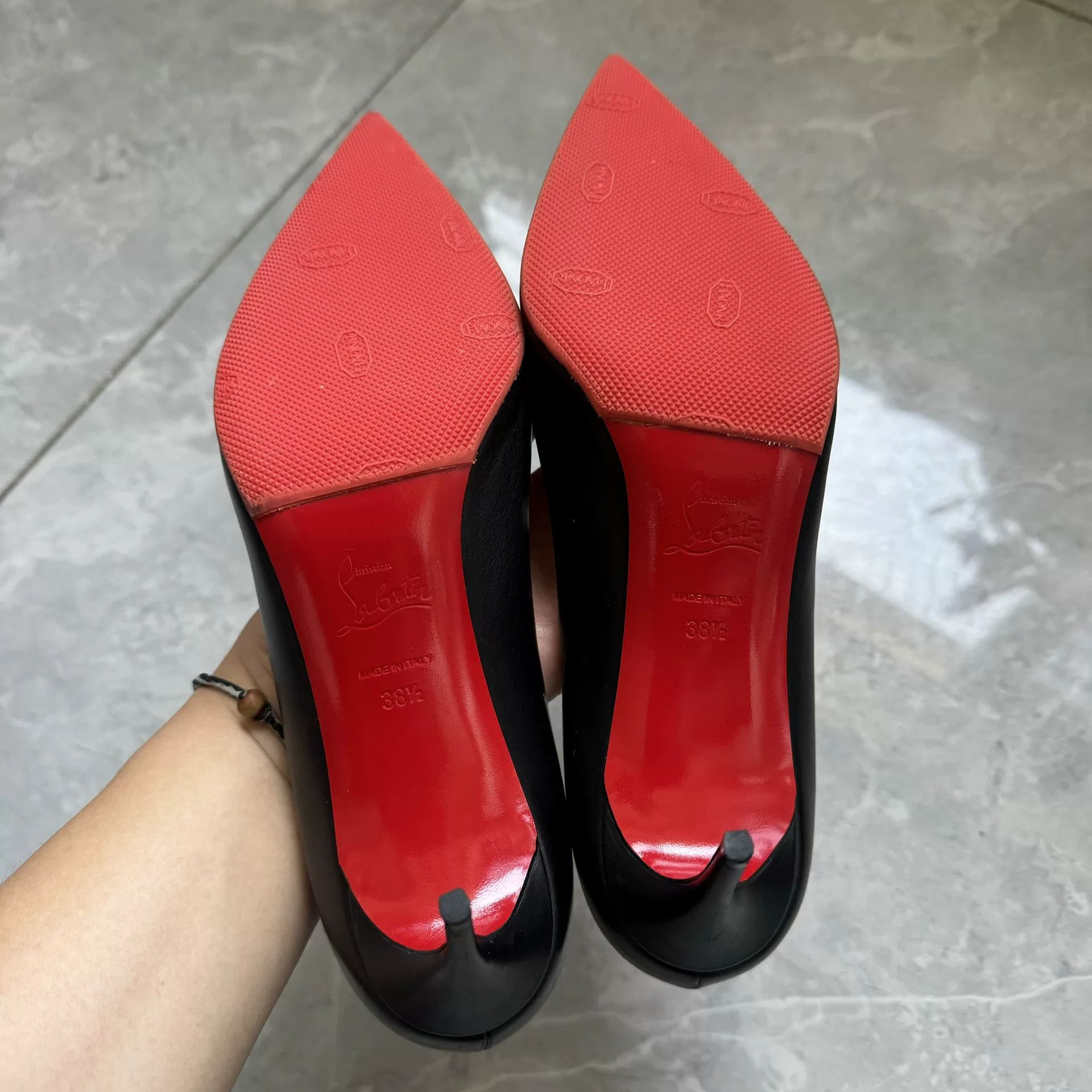 Christian Louboutin Christian Louboutin Black Patent Leather Heels Size US 7.5 / IT 37.5 - 4 Thumbnail