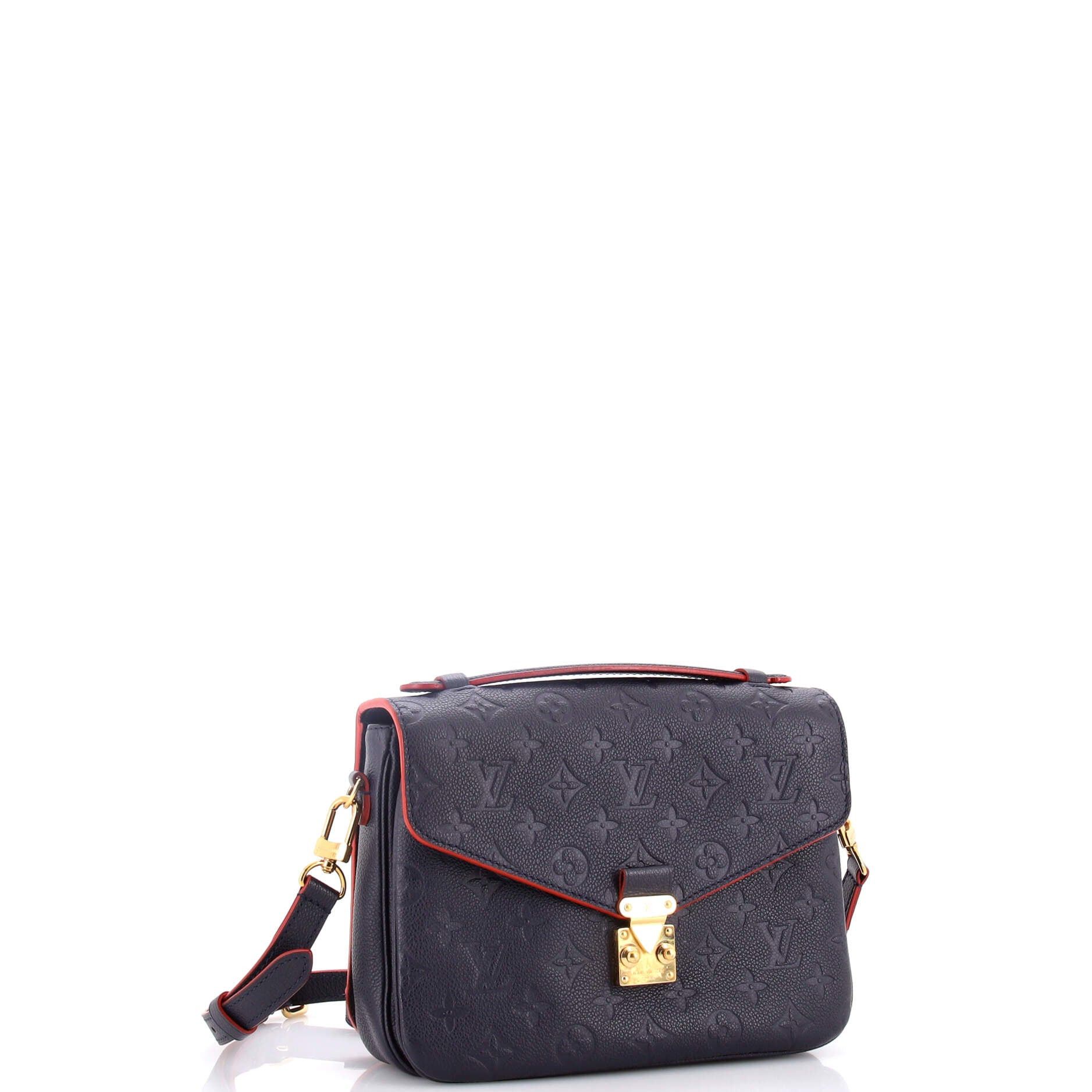 Louis Vuitton Pochette Metis Size ONE SIZE - 2 Thumbnail