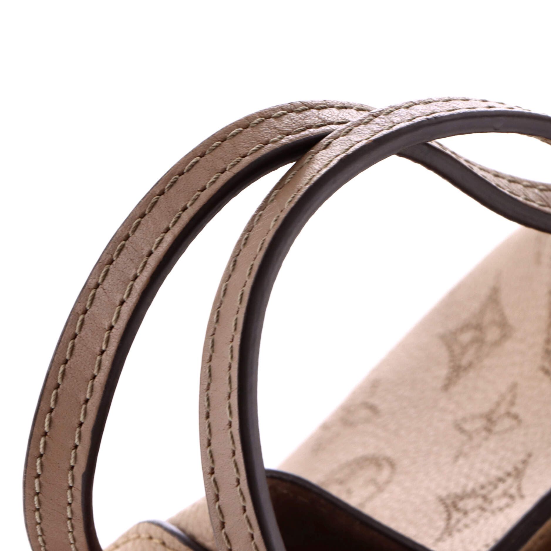 Louis Vuitton Hina Handbag Size ONE SIZE - 8 Thumbnail