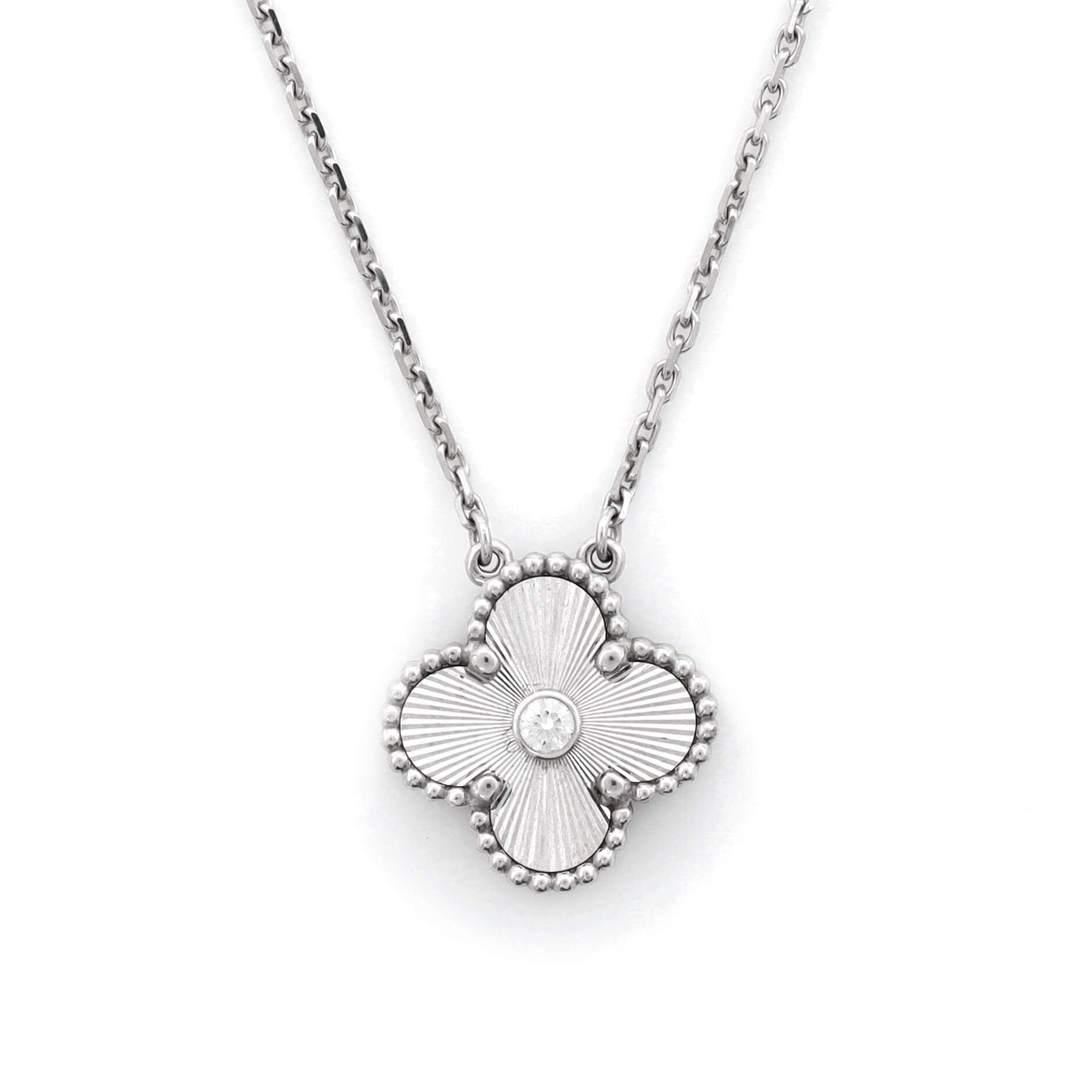 Van Cleef & Arpels Vintage Alhambra Pendant Necklace Size ONE SIZE - 4 Thumbnail