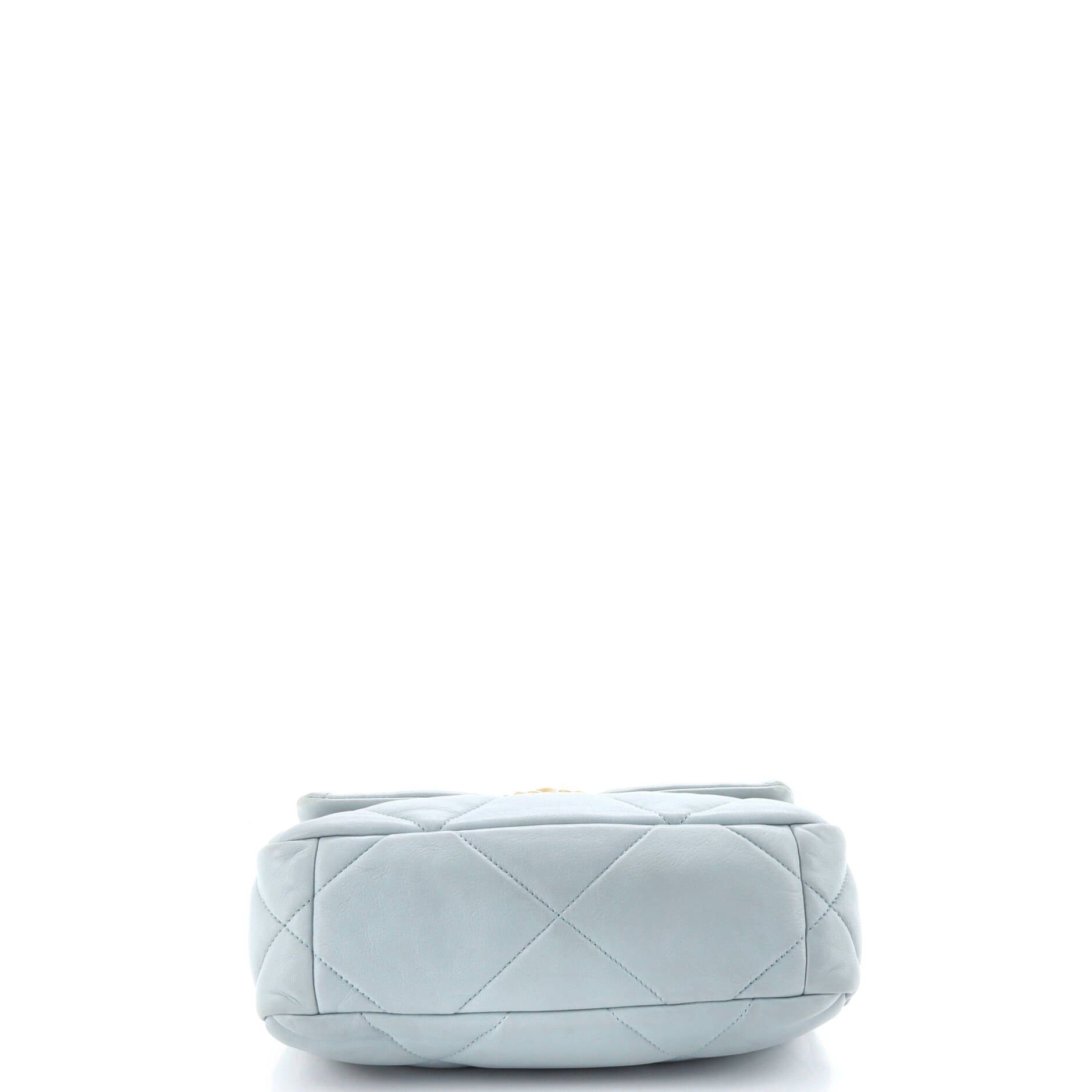 Chanel 19 Flap Bag Size ONE SIZE - 4 Thumbnail