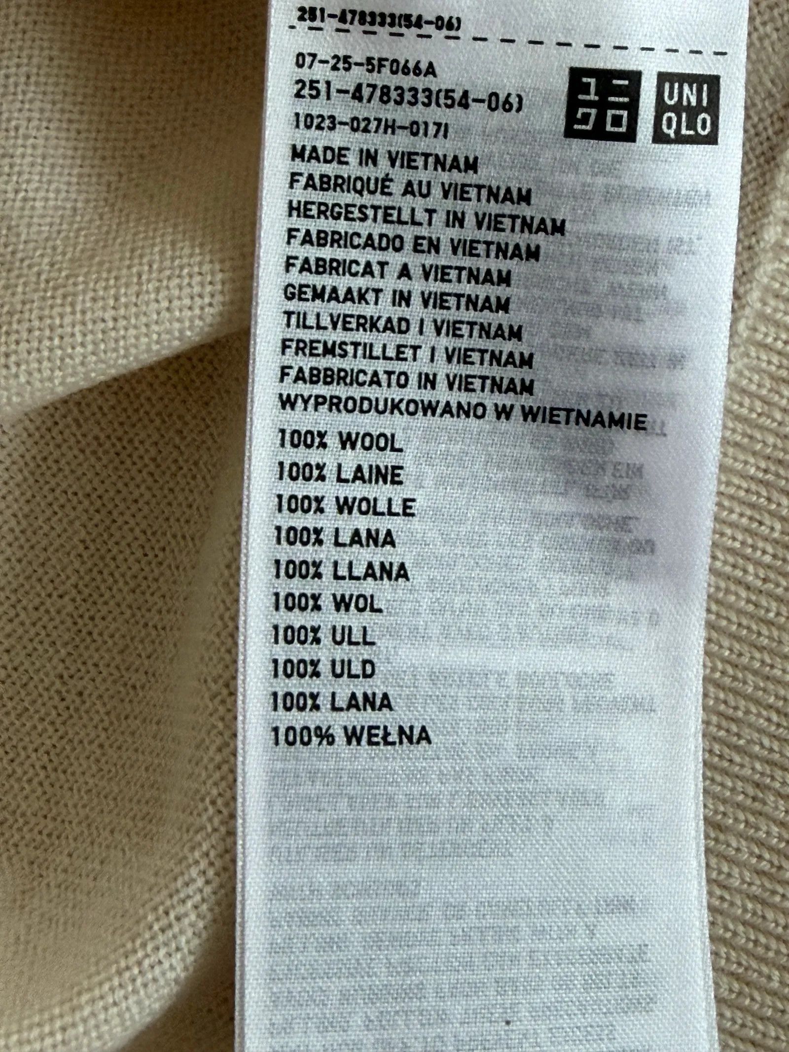 Uniqlo Uniqlo Sweater Size XXL / US 16-18 / IT 52-54 - 3 Thumbnail